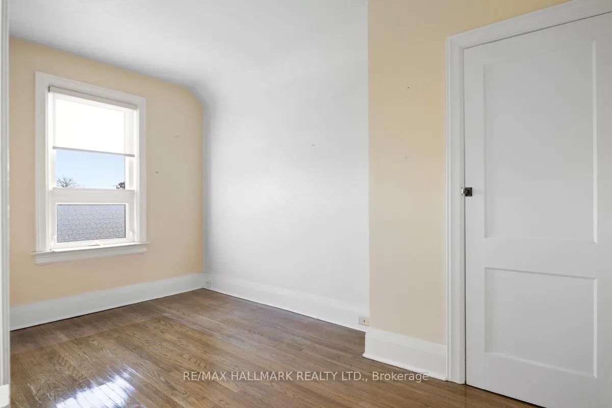 Photo 15 of 549 Milverton Boulevard, Toronto, Danforth — HOMEH