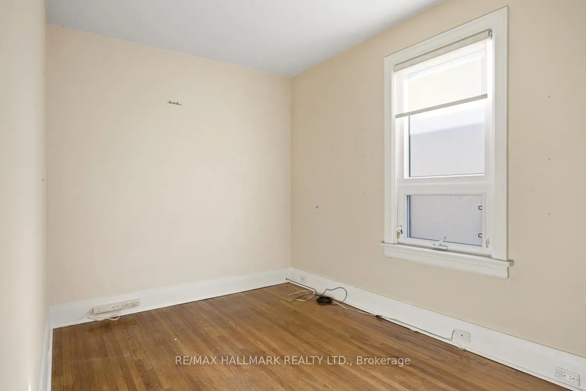 Photo 21 of 549 Milverton Boulevard, Toronto, Danforth — HOMEH