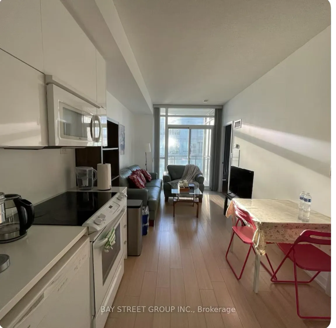 Photo 3 of Unit 4303, 21 Iceboat Terrace, Toronto, Waterfront Communities — HOMEH