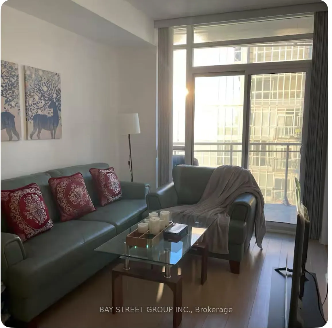 Photo 5 of Unit 4303, 21 Iceboat Terrace, Toronto, Waterfront Communities — HOMEH