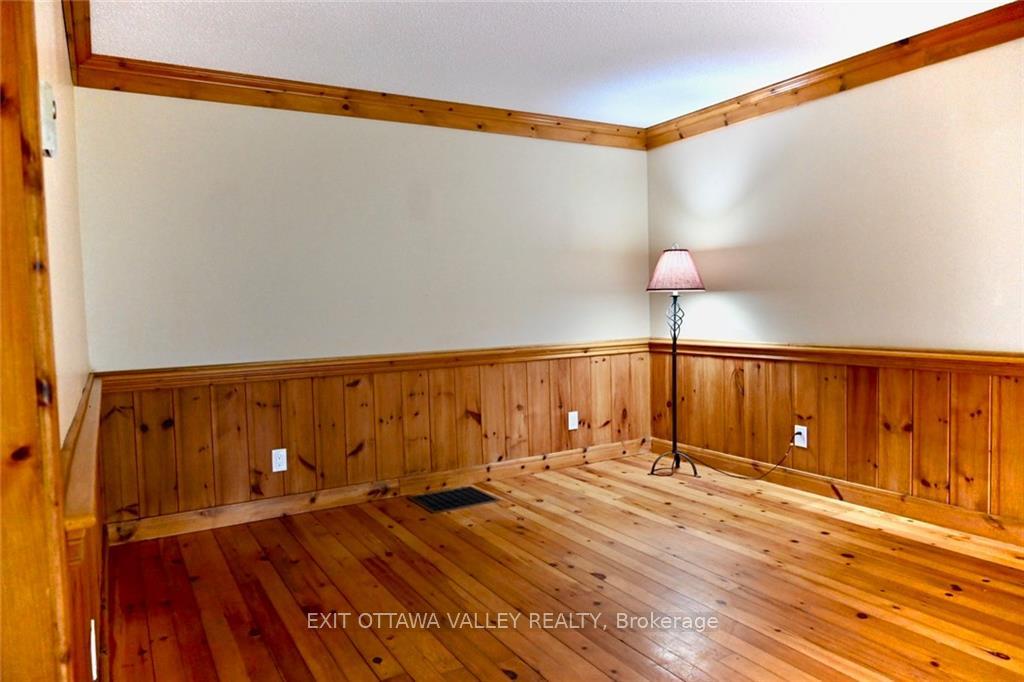 Photo 14 of 2062 Richmond Road, Beckwith, Beckwith Twp — HOMEH