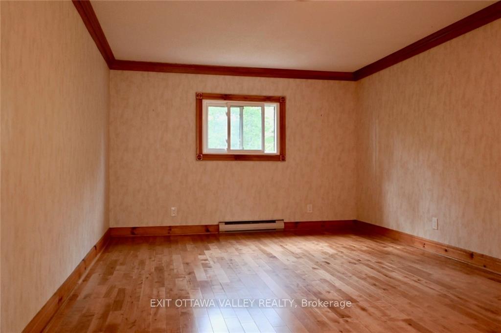 Photo 24 of 2062 Richmond Road, Beckwith, Beckwith Twp — HOMEH