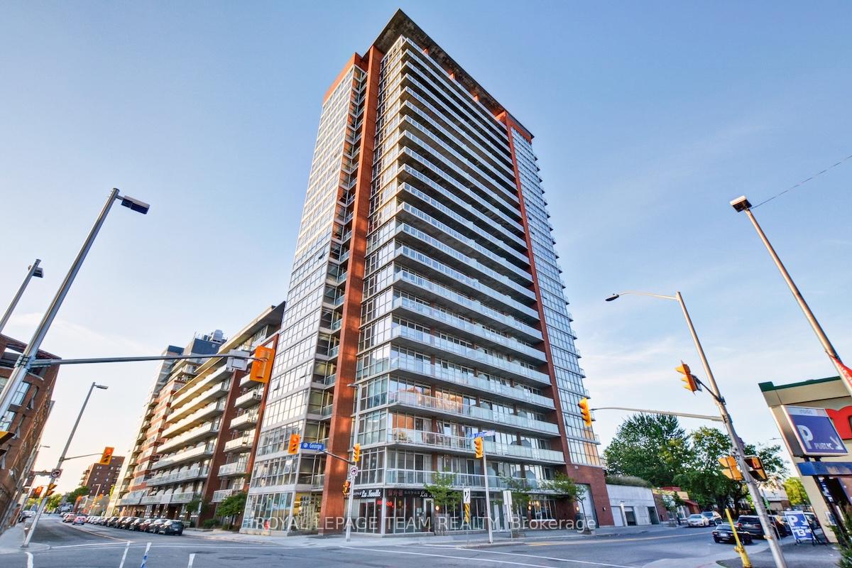Front of Unit 705, 179 George Street