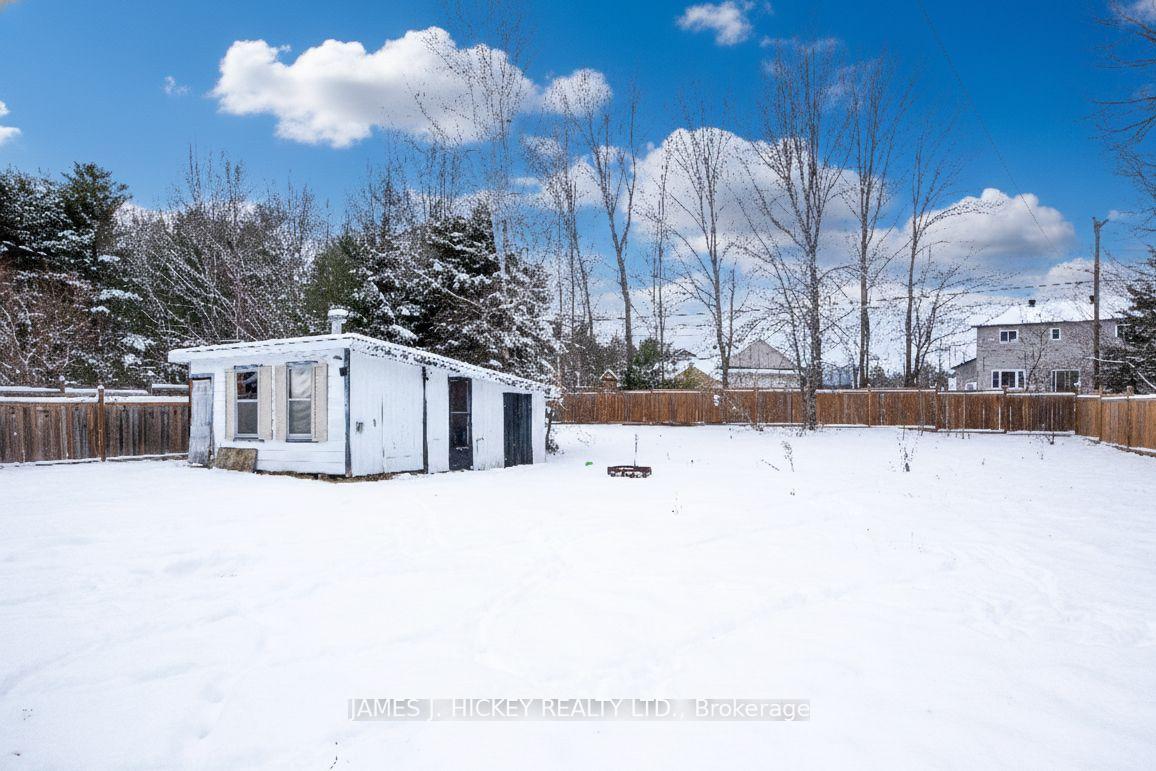 Photo 25 of 33504 Highway 17, Deep River — HOMEH