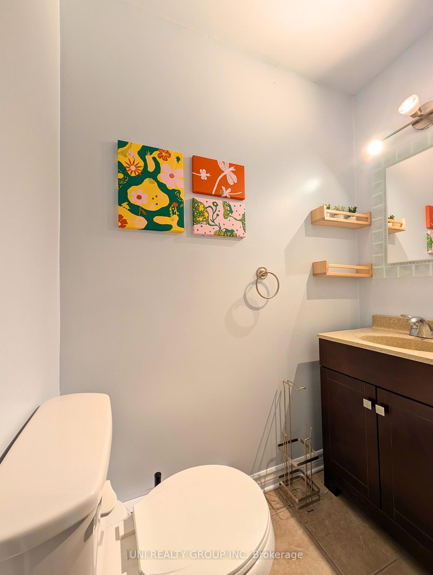 Photo 42 of 120 Castlegreen Private, Ottawa, Hunt Club Park/Greenboro — HOMEH