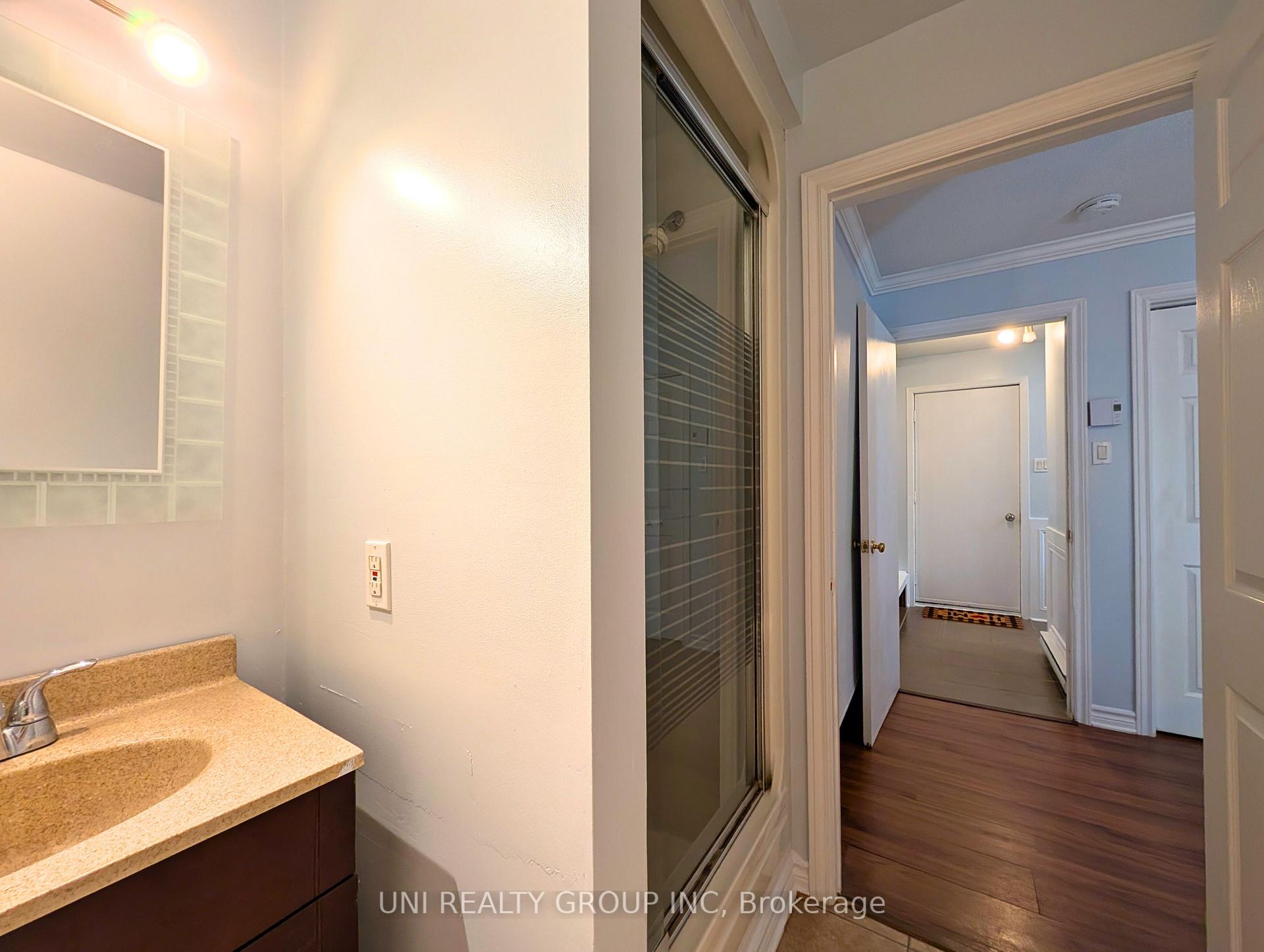 Photo 43 of 120 Castlegreen Private, Ottawa, Hunt Club Park/Greenboro — HOMEH
