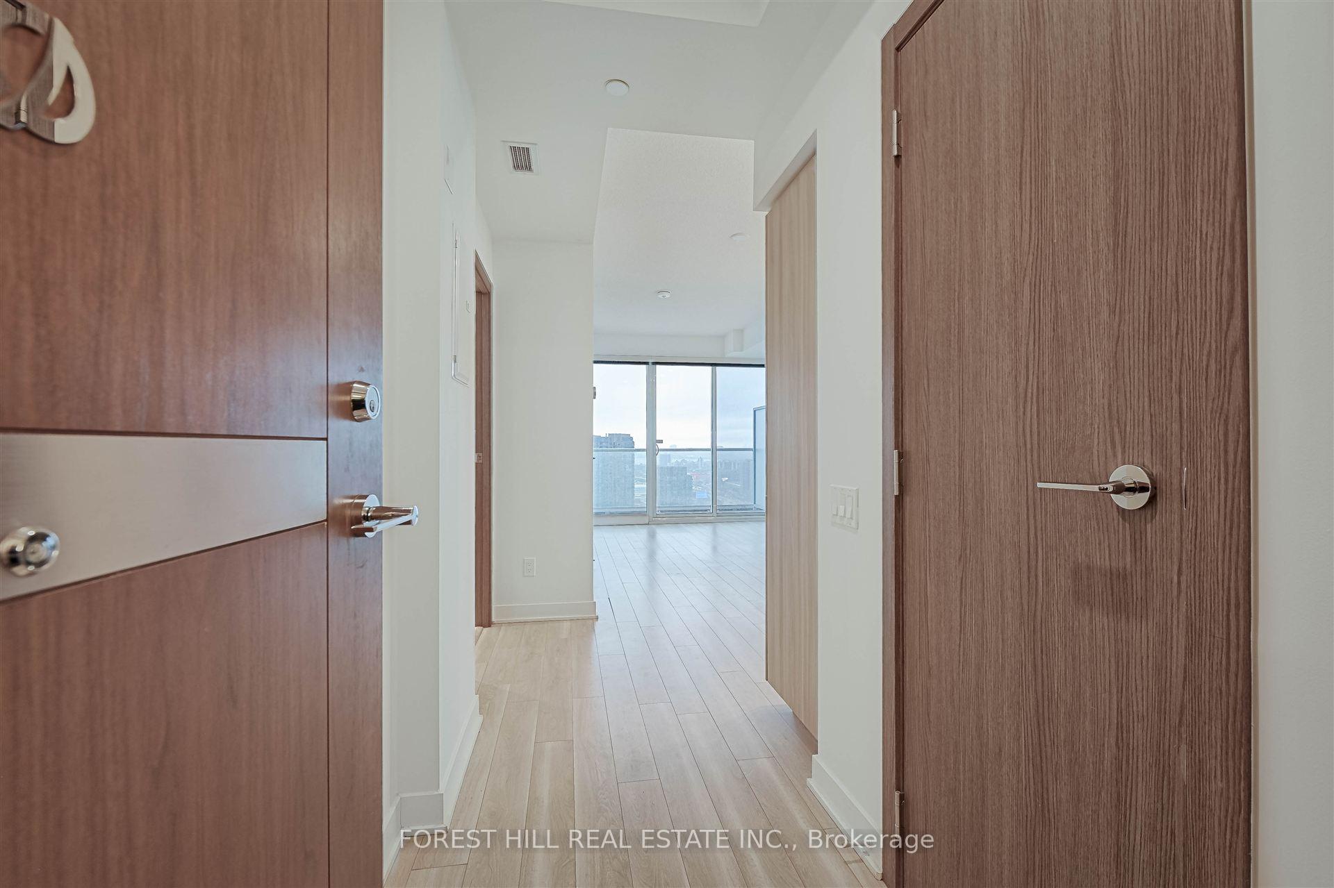 Photo 4 of Unit 4101, 19 Bathurst Street, Toronto, Waterfront Communities — HOMEH