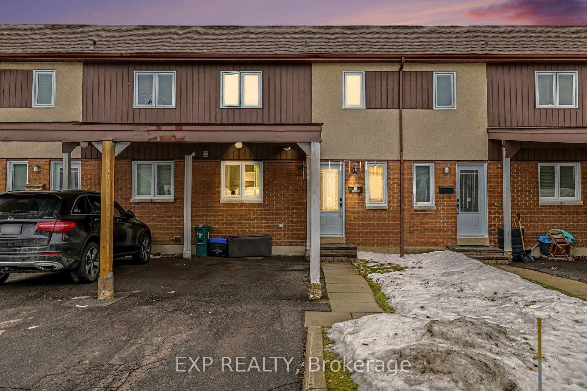 Photo 2 of 20 Lovell Lane, Ottawa, Westcliffe Estates — HOMEH