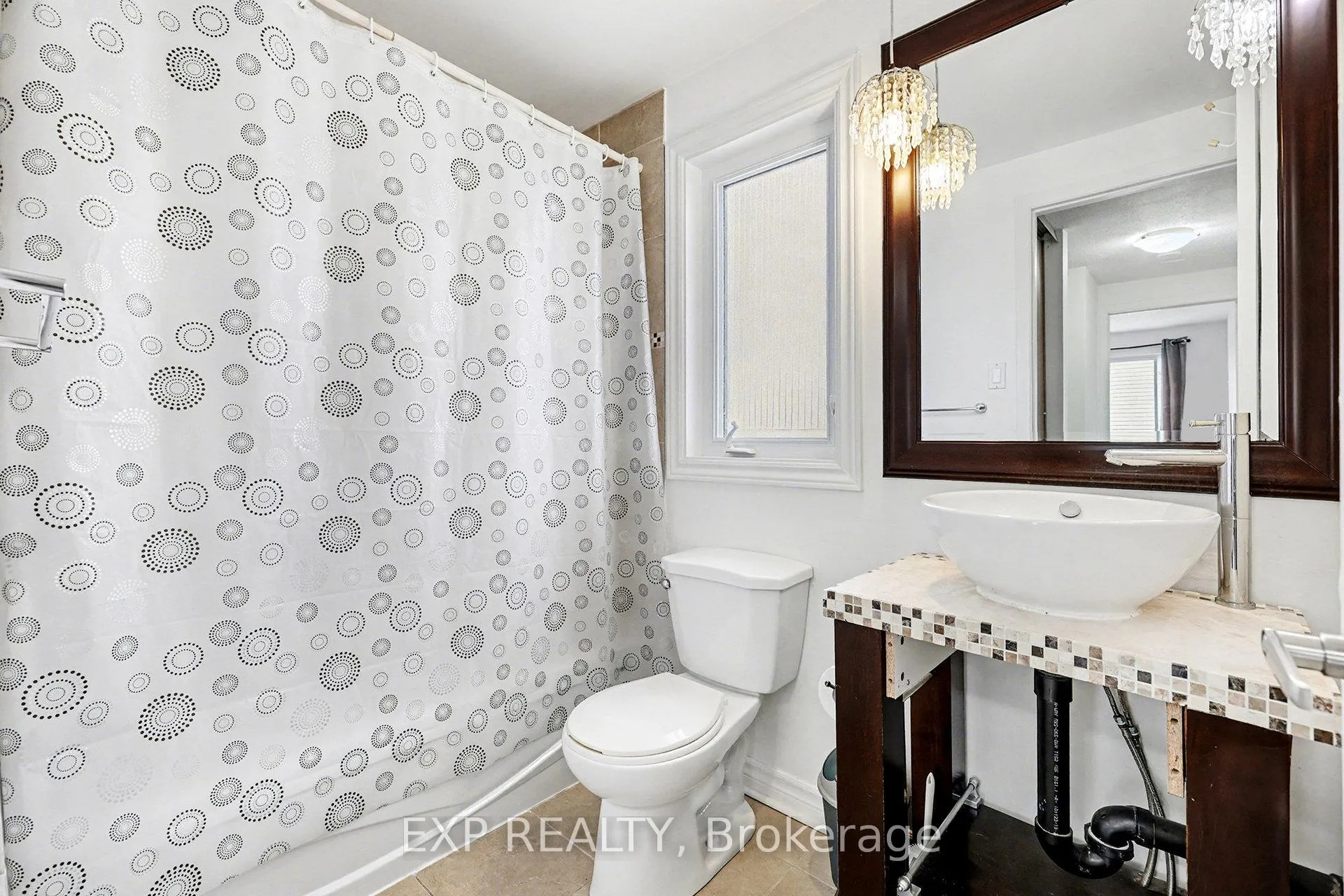 Photo 19 of 20 Lovell Lane, Ottawa, Westcliffe Estates — HOMEH