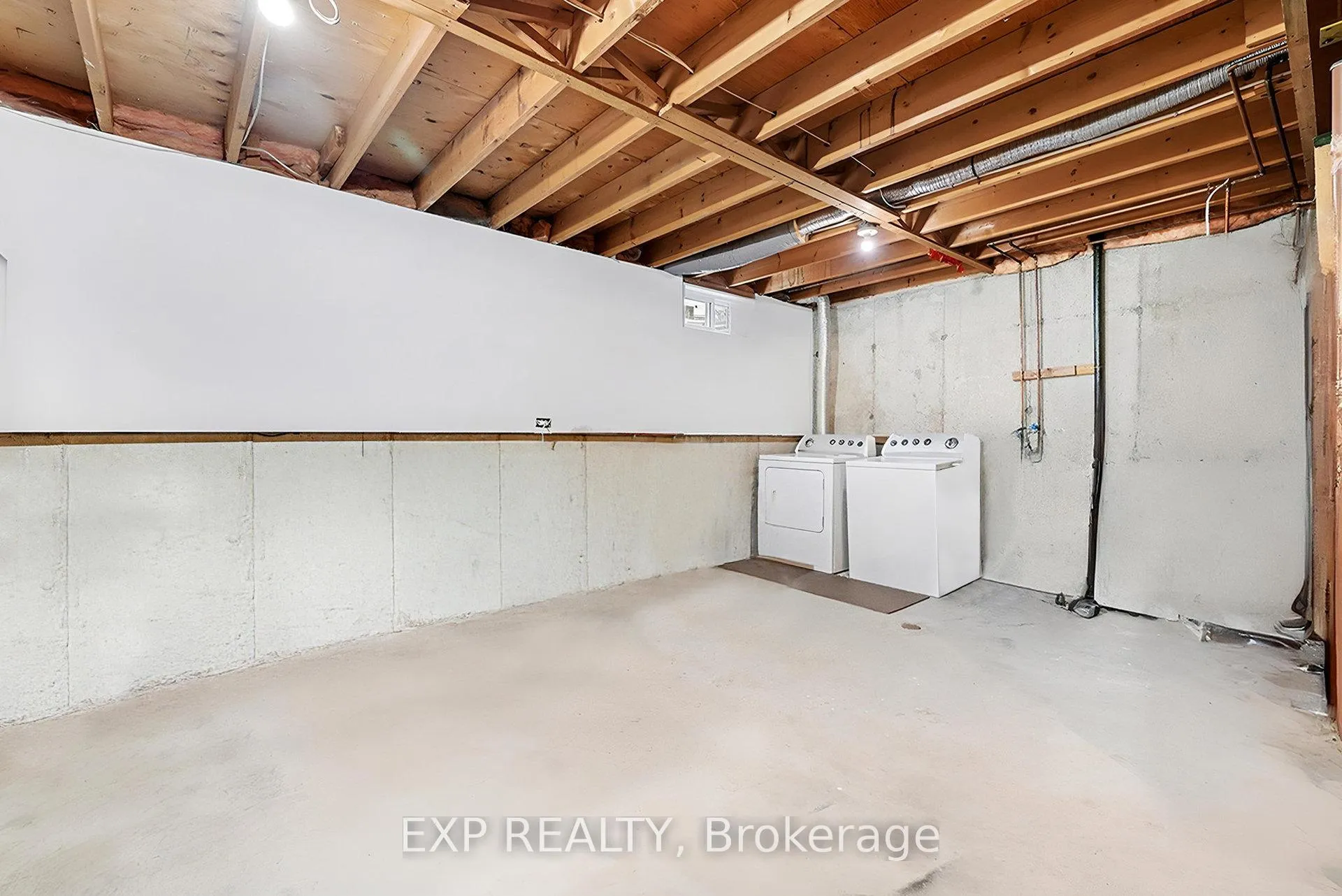 Photo 24 of 20 Lovell Lane, Ottawa, Westcliffe Estates — HOMEH