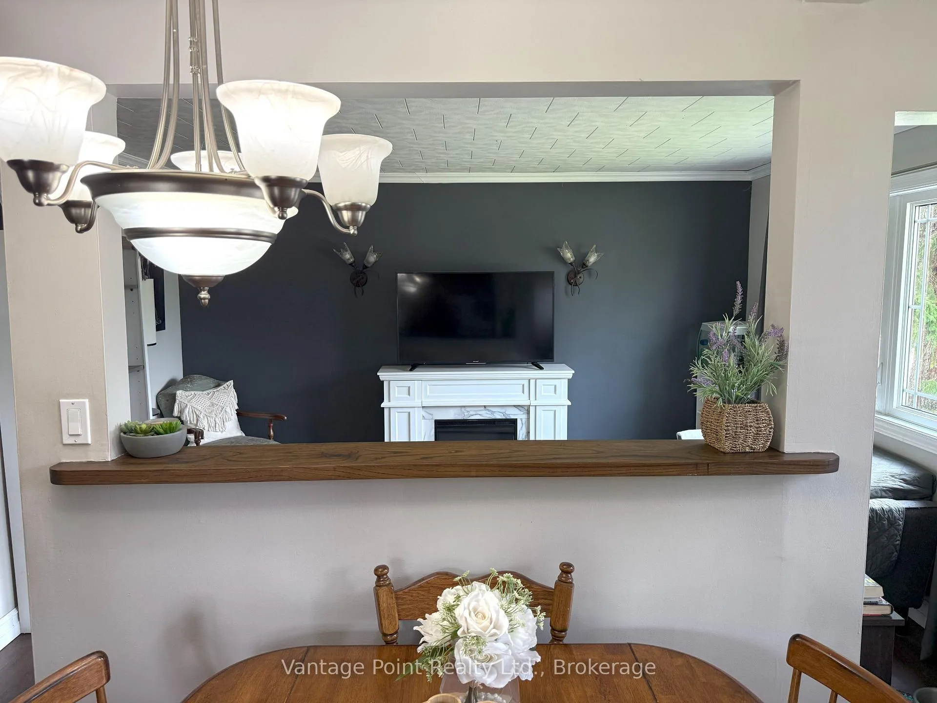 Photo 25 of 777007 10 Highway, Chatsworth — HOMEH