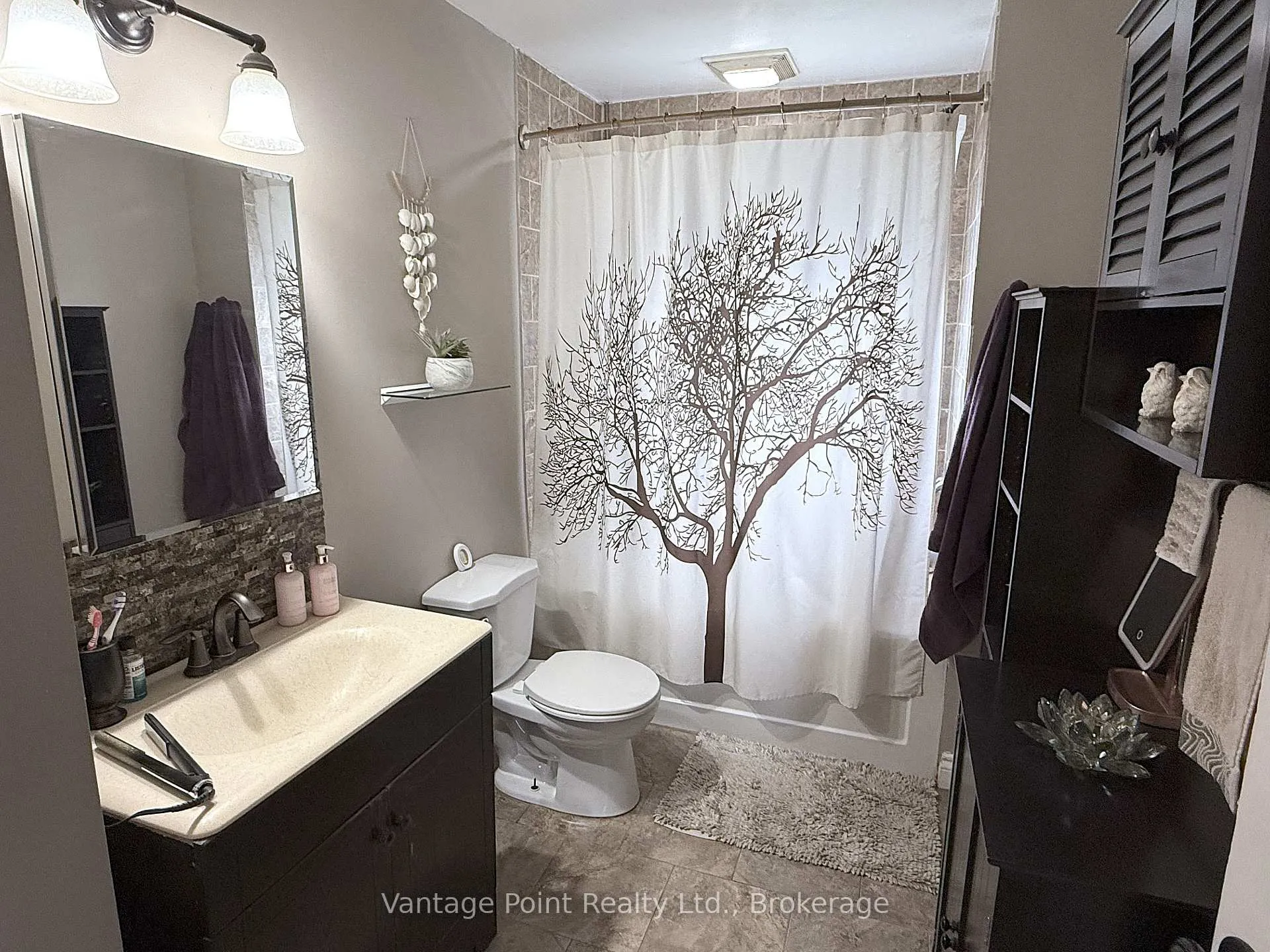 Photo 26 of 777007 10 Highway, Chatsworth — HOMEH