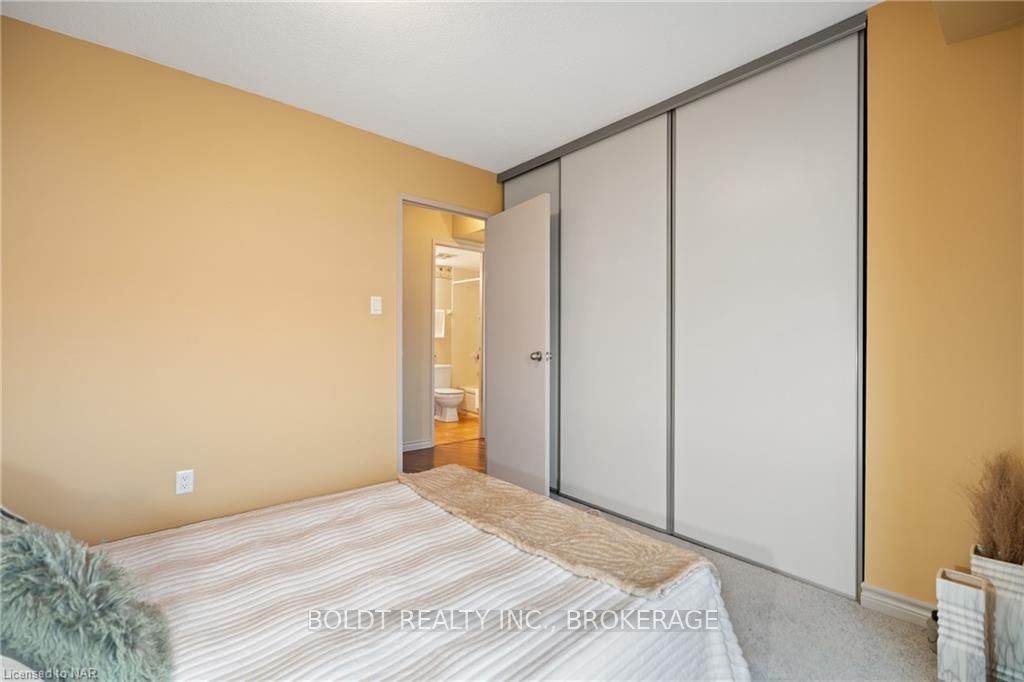Photo 30 of Unit 911, 7 Gale Crescent, St. Catharines, E. Chester — HOMEH