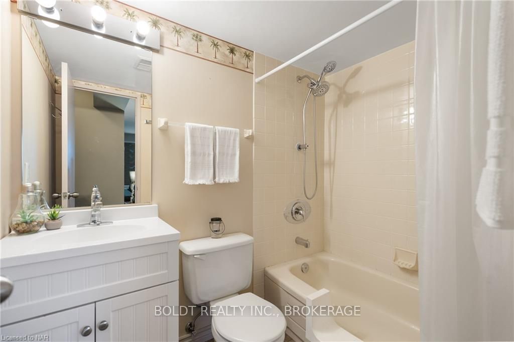 Photo 31 of Unit 911, 7 Gale Crescent, St. Catharines, E. Chester — HOMEH