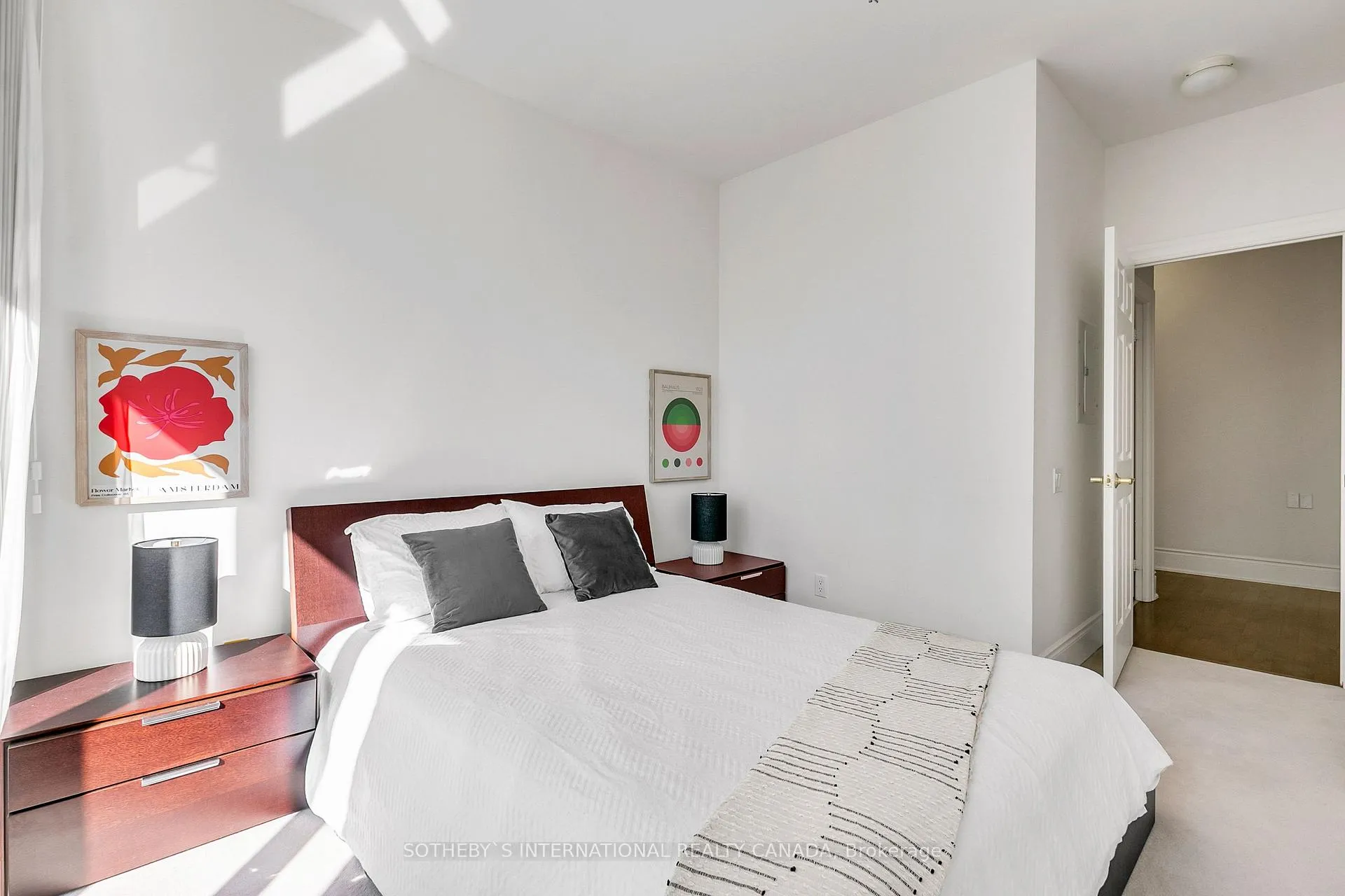 Photo 24 of Unit 903, 55 Delisle Avenue, Toronto, Yonge-St. Clair — HOMEH