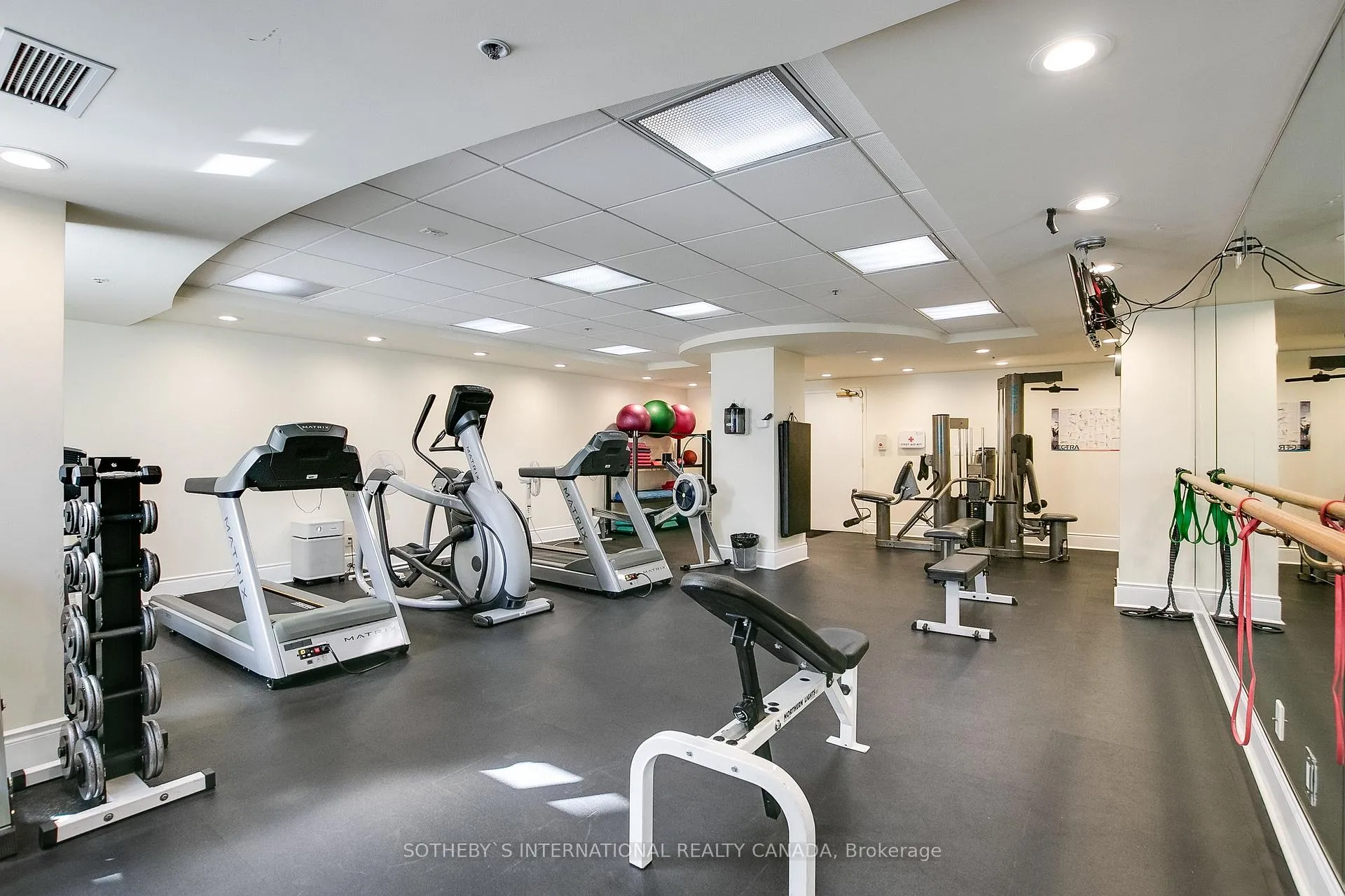 Photo 27 of Unit 903, 55 Delisle Avenue, Toronto, Yonge-St. Clair — HOMEH