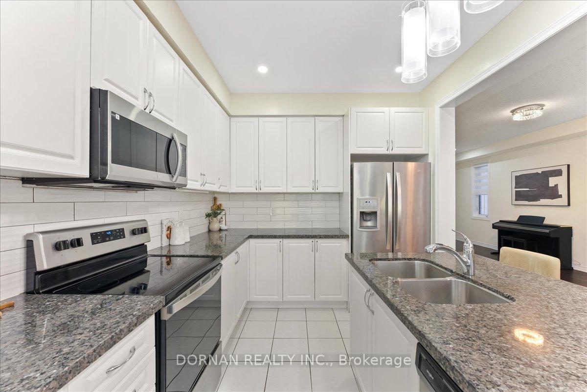Photo 10 of 11 Highlands Boulevard, Cavan Monaghan, Cavan Twp — HOMEH