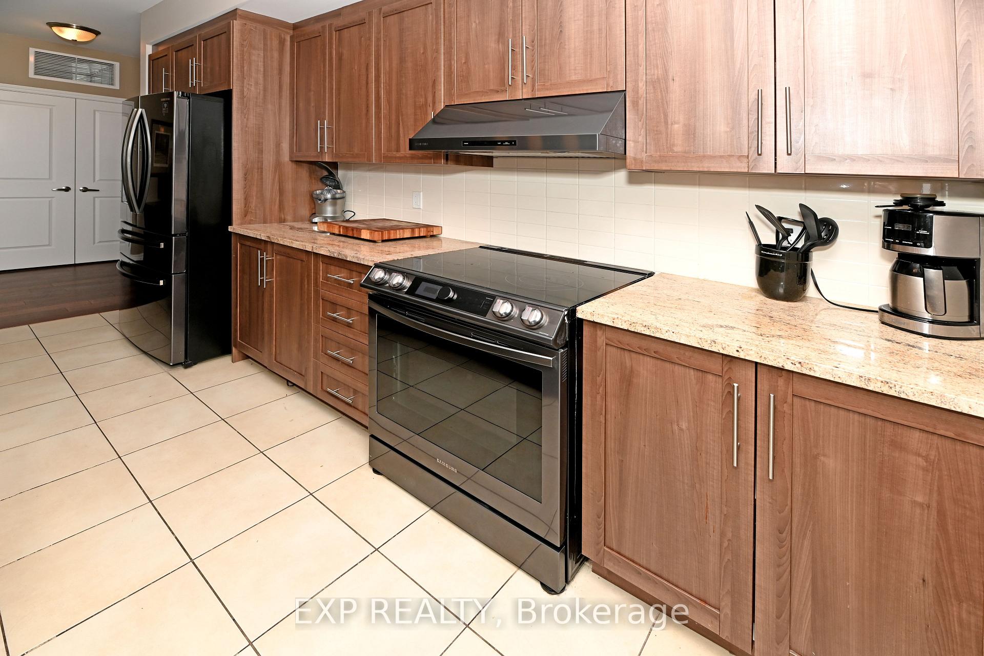 Photo 7 of Unit 101, 120 Prestige Circle, Ottawa, Chatelaine Village — HOMEH