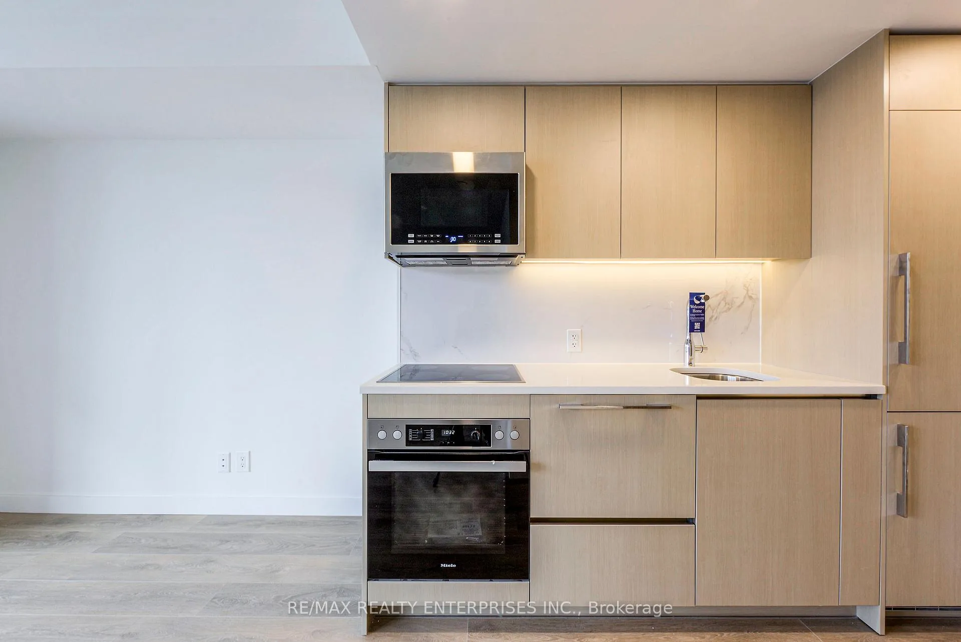 Photo 12 of Unit 1901, 38 Widmer Street, Toronto, Waterfront Communities — HOMEH