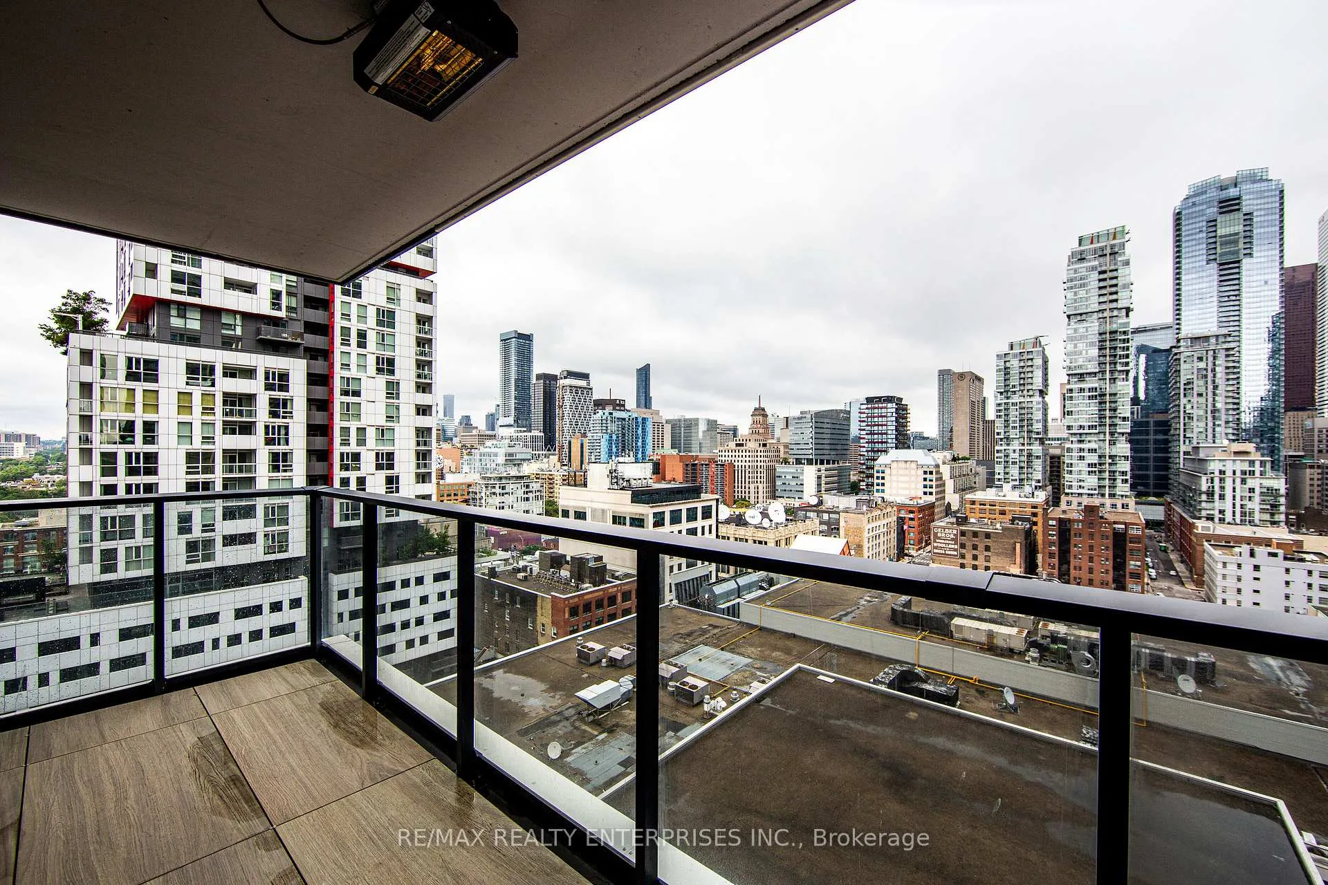 Photo 24 of Unit 1901, 38 Widmer Street, Toronto, Waterfront Communities — HOMEH