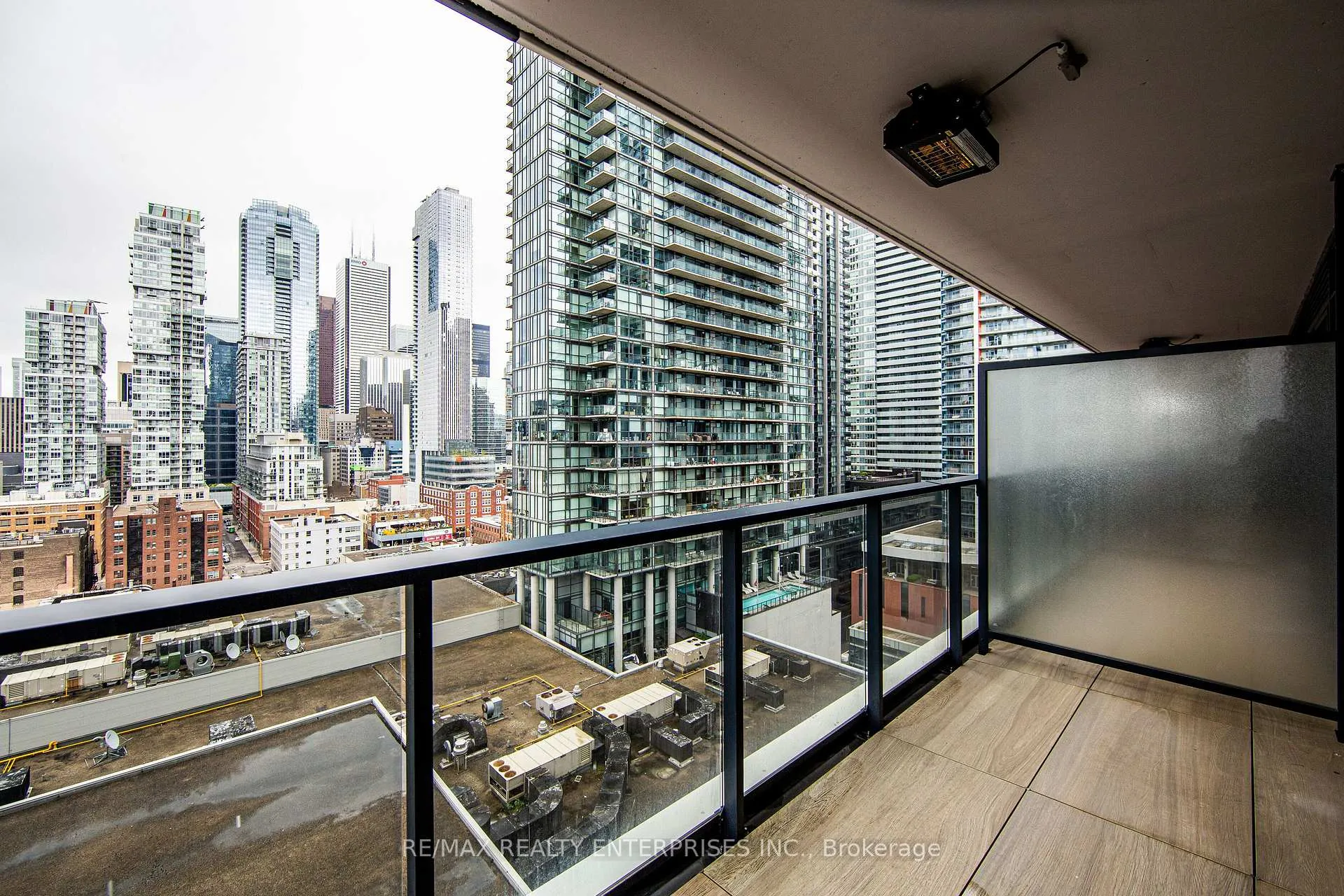 Photo 25 of Unit 1901, 38 Widmer Street, Toronto, Waterfront Communities — HOMEH