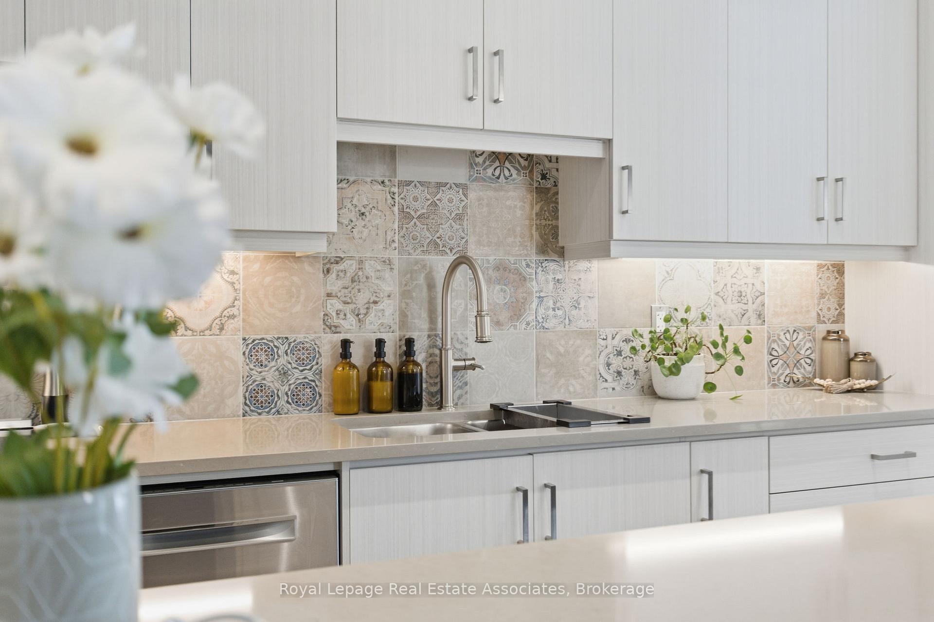 Photo 9 of Unit 7, 383 Dundas Street E, Hamilton, Waterdown — HOMEH