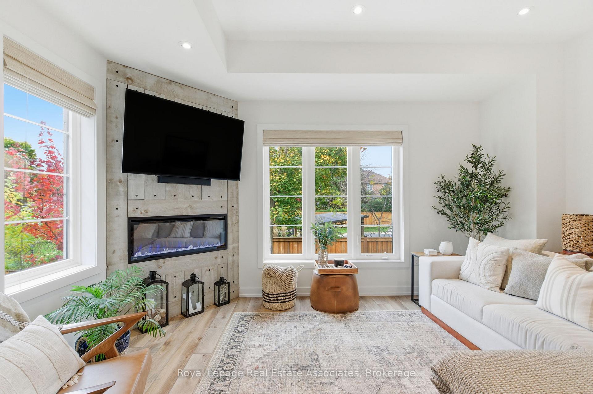 Photo 13 of Unit 7, 383 Dundas Street E, Hamilton, Waterdown — HOMEH