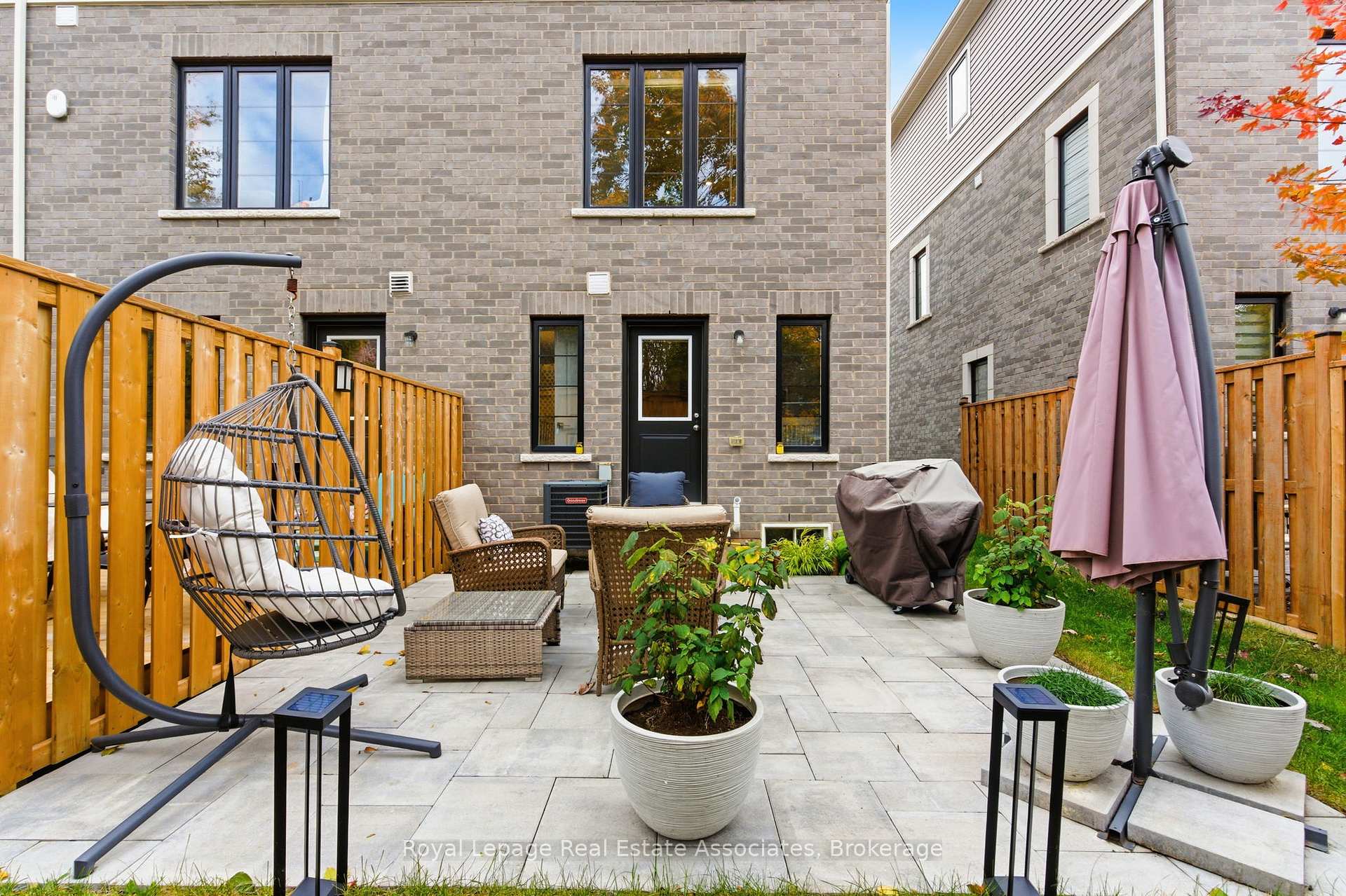 Photo 32 of Unit 7, 383 Dundas Street E, Hamilton, Waterdown — HOMEH