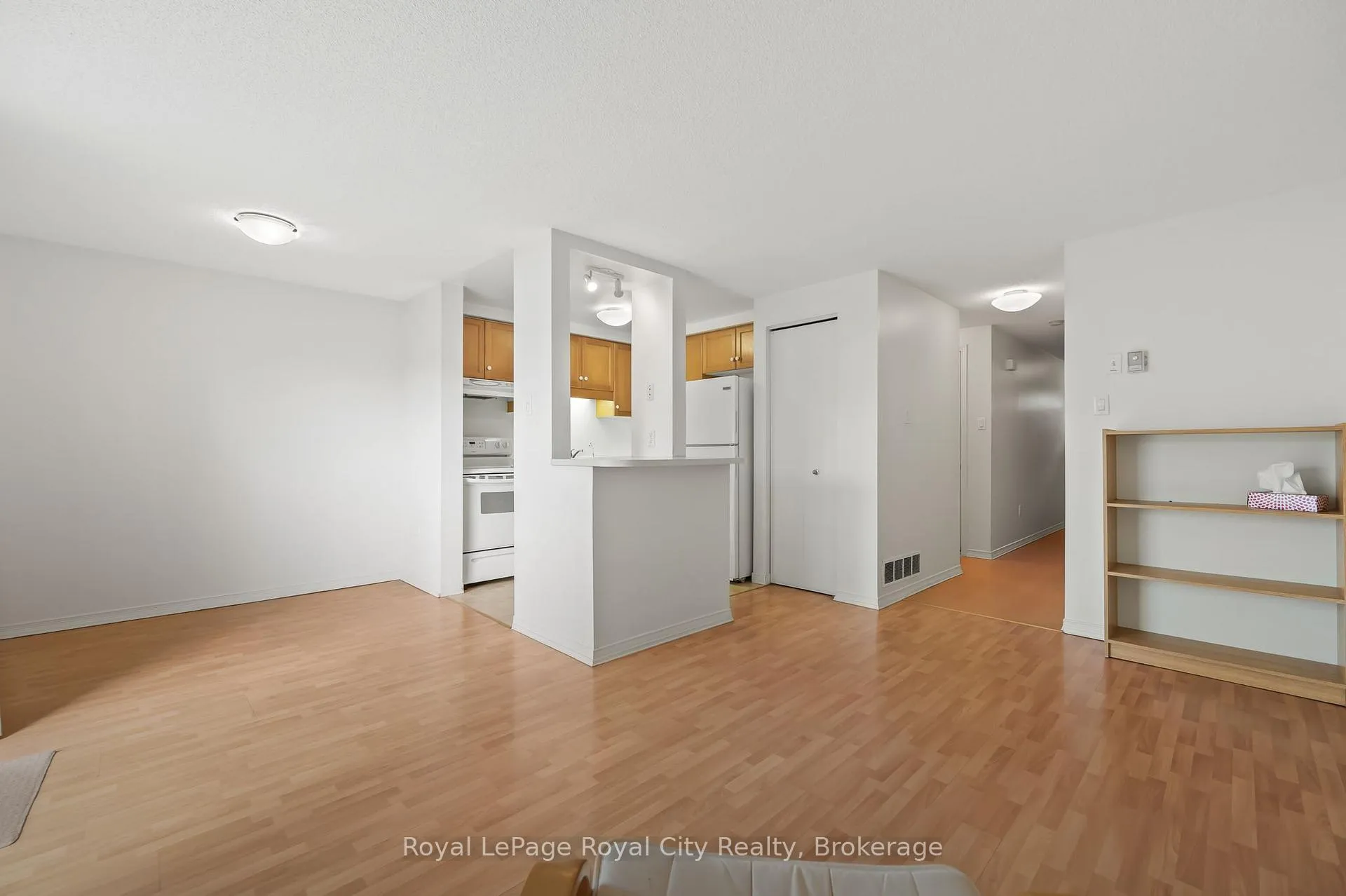 Photo 8 of Unit 29, 66 Rodgers Road, Guelph, Kortright West — HOMEH