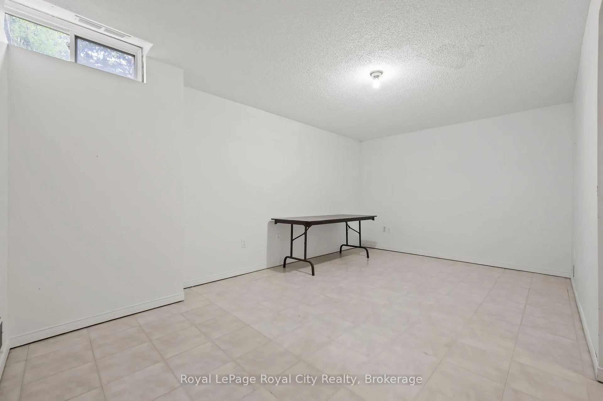 Photo 22 of Unit 29, 66 Rodgers Road, Guelph, Kortright West — HOMEH
