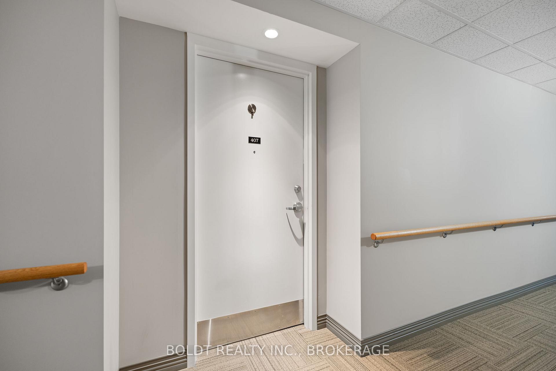 Photo 6 of Unit 407, 141 Vansickle Road, St. Catharines, Rykert/Vansickle — HOMEH