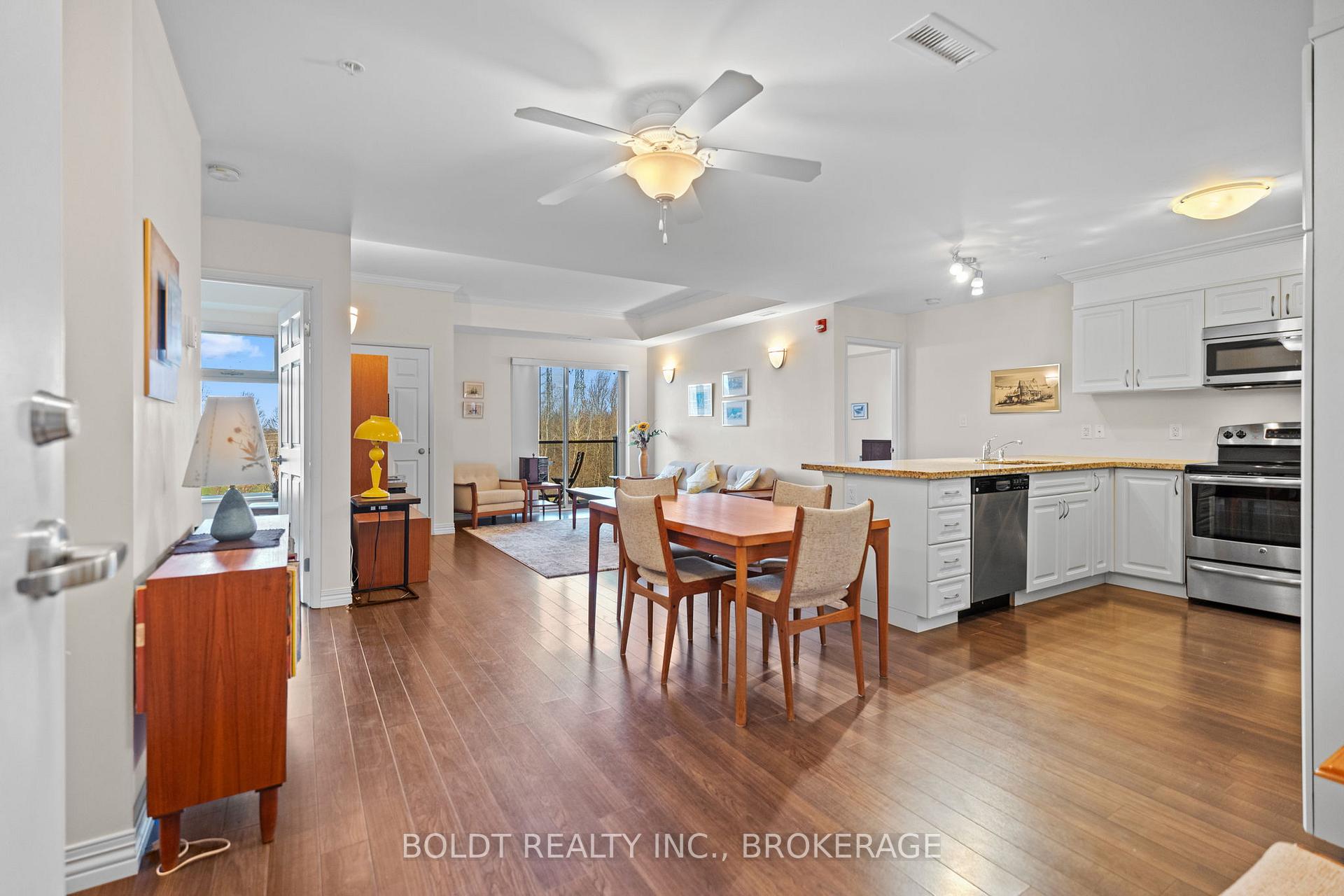 Photo 7 of Unit 407, 141 Vansickle Road, St. Catharines, Rykert/Vansickle — HOMEH
