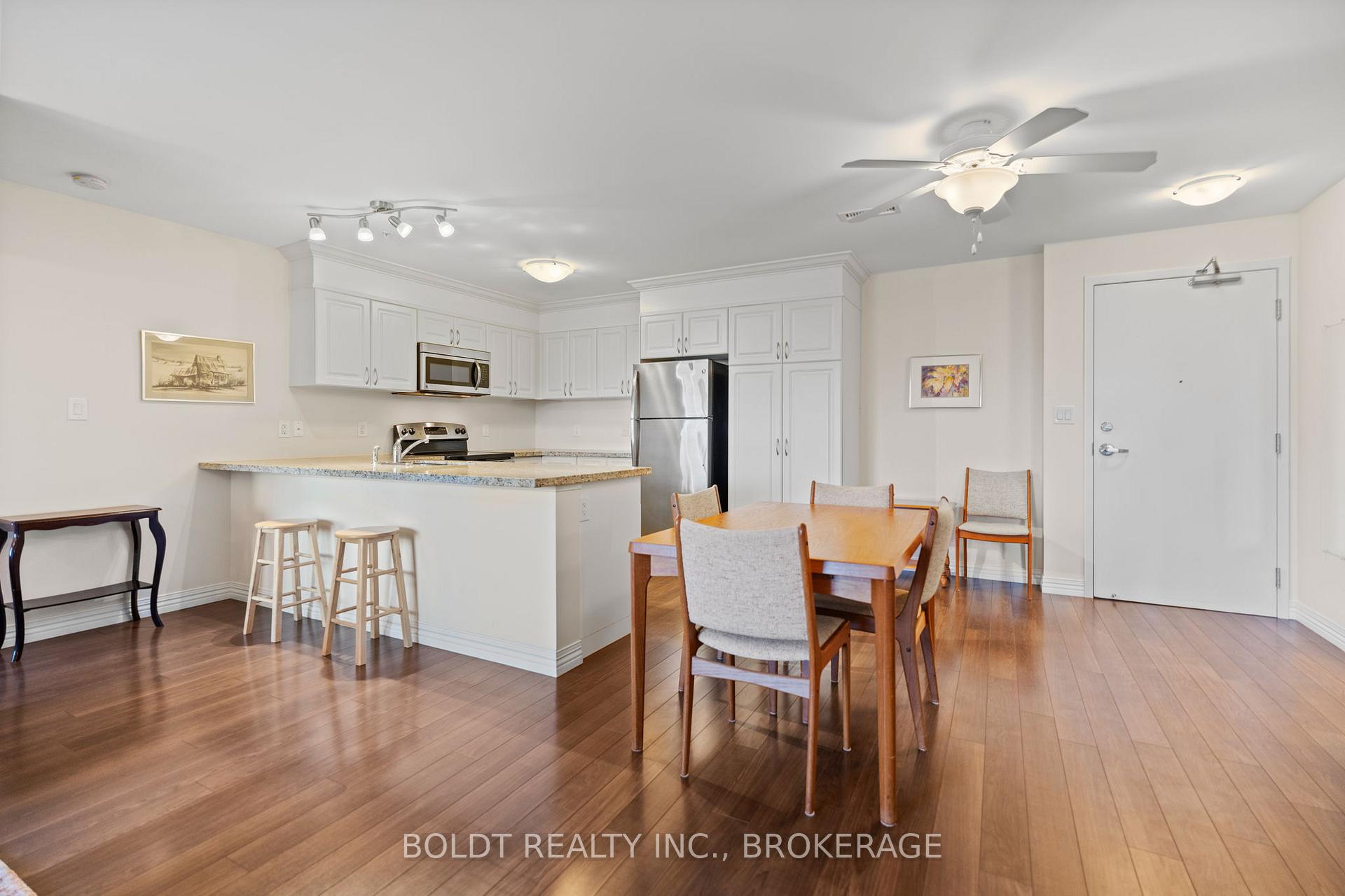 Photo 9 of Unit 407, 141 Vansickle Road, St. Catharines, Rykert/Vansickle — HOMEH