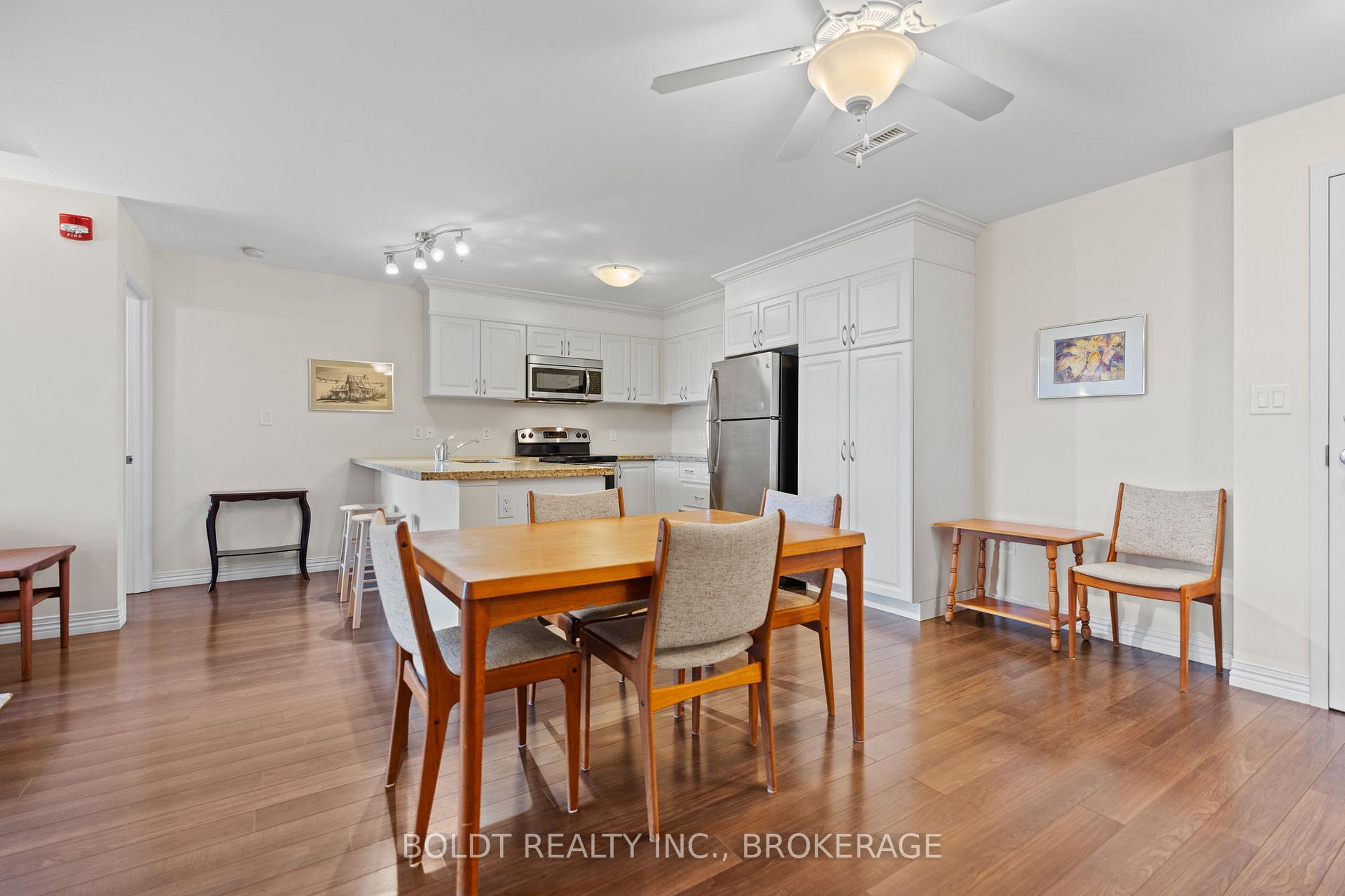 Photo 13 of Unit 407, 141 Vansickle Road, St. Catharines, Rykert/Vansickle — HOMEH