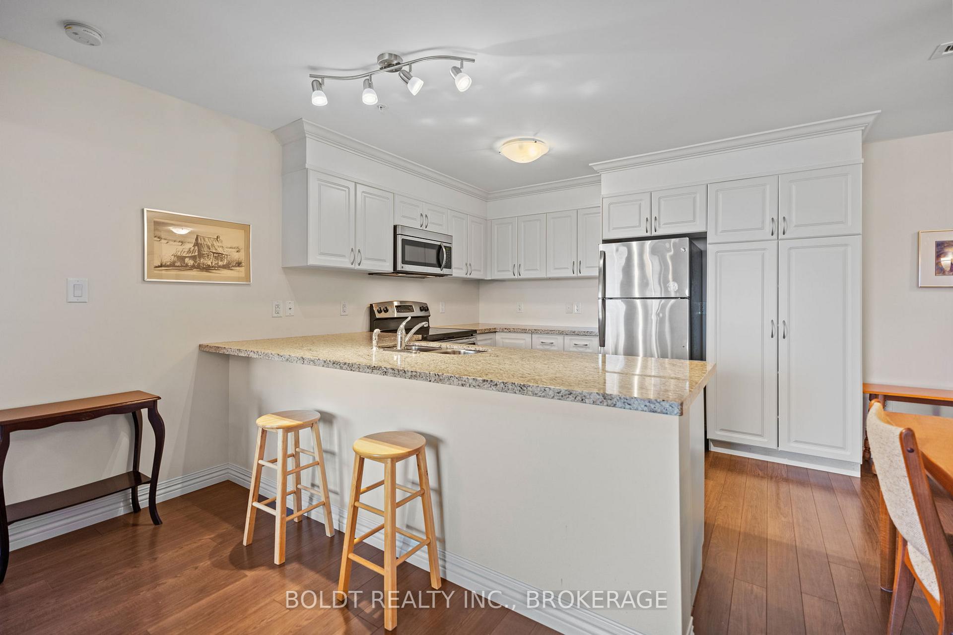 Photo 15 of Unit 407, 141 Vansickle Road, St. Catharines, Rykert/Vansickle — HOMEH