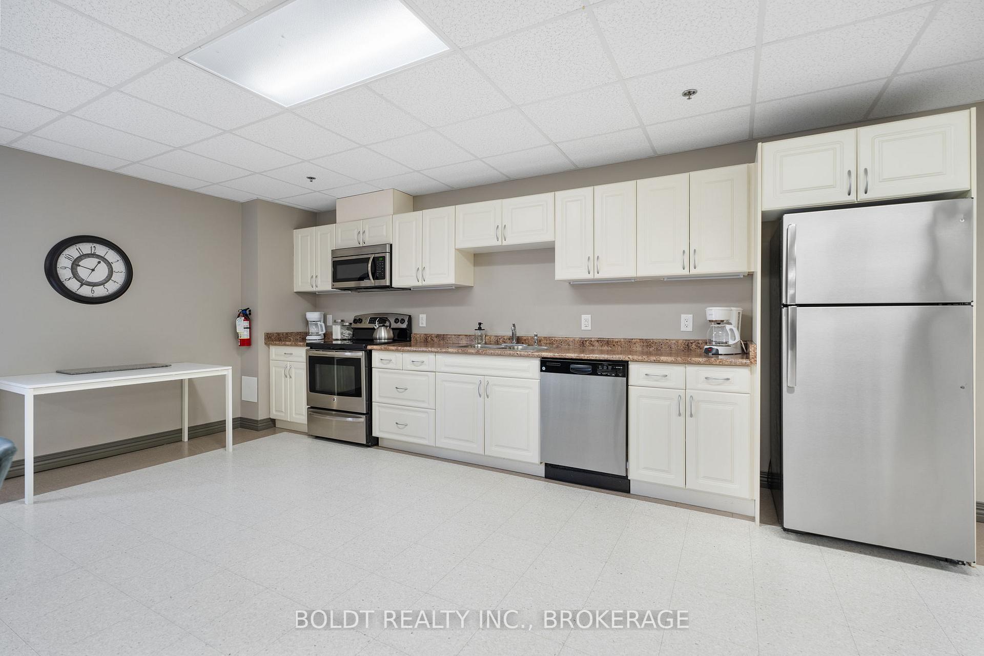 Photo 32 of Unit 407, 141 Vansickle Road, St. Catharines, Rykert/Vansickle — HOMEH