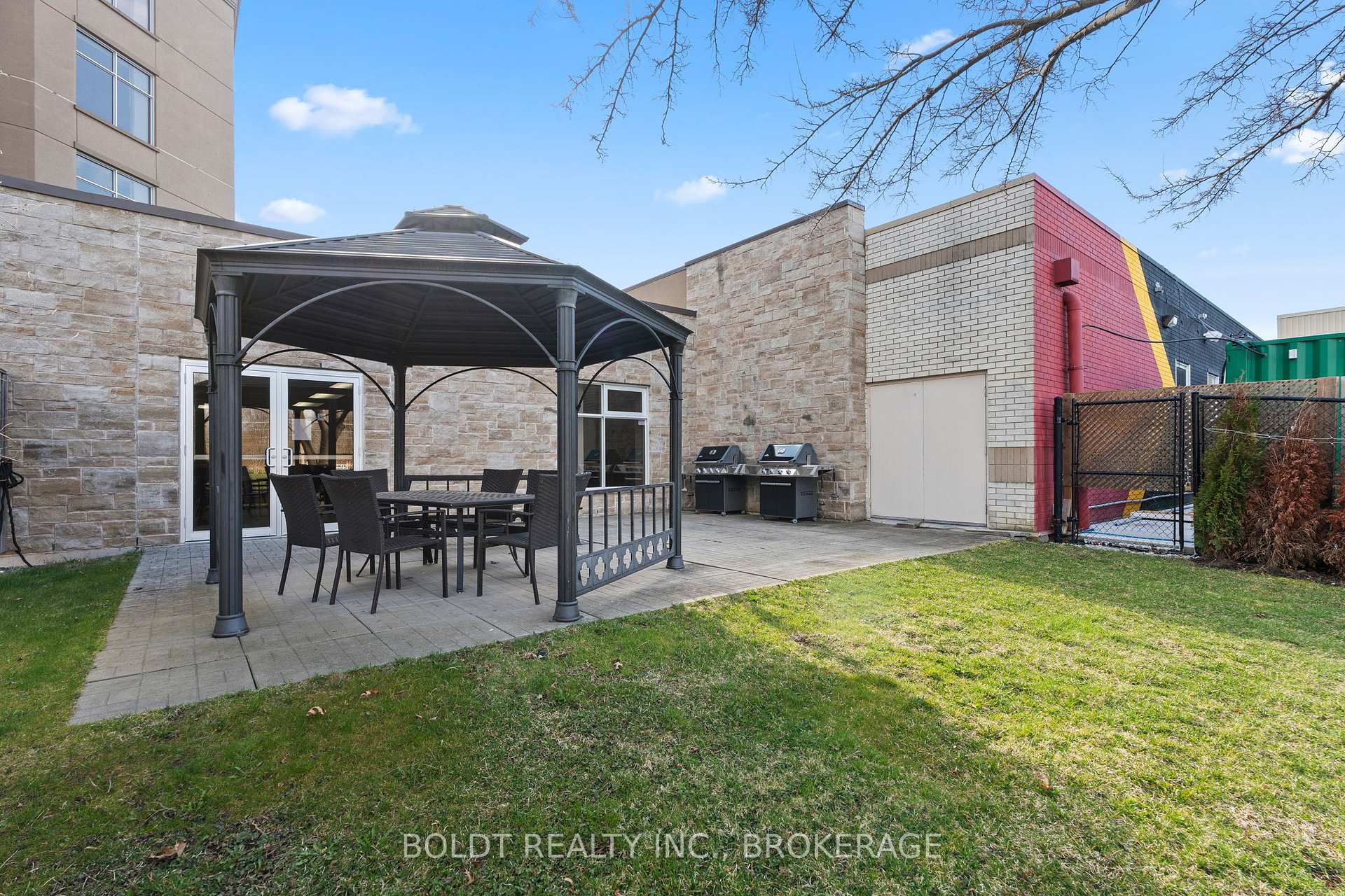 Photo 34 of Unit 407, 141 Vansickle Road, St. Catharines, Rykert/Vansickle — HOMEH