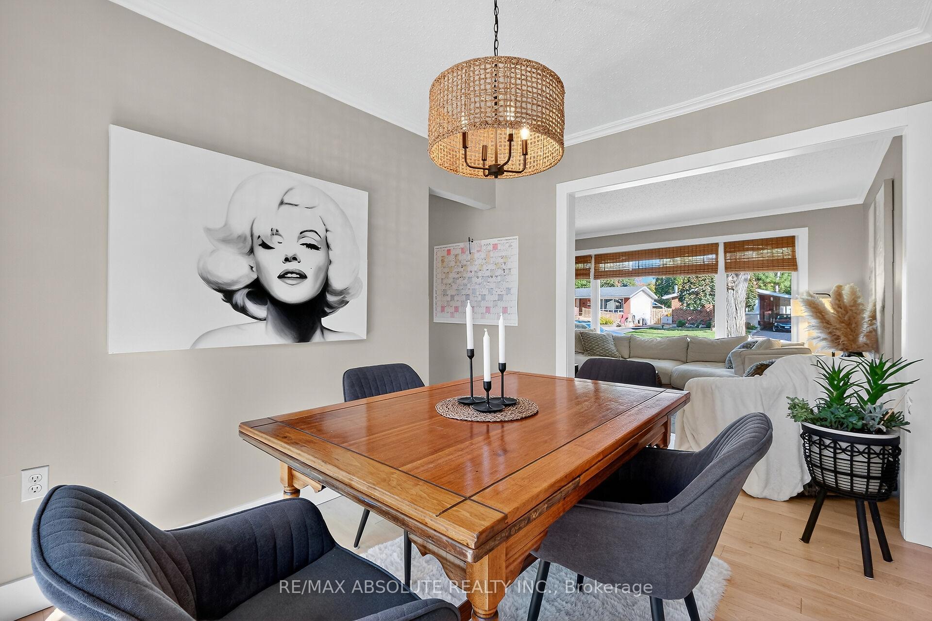 Photo 10 of 2186 Tawney Road, Ottawa, Hawthorne Meadows — HOMEH