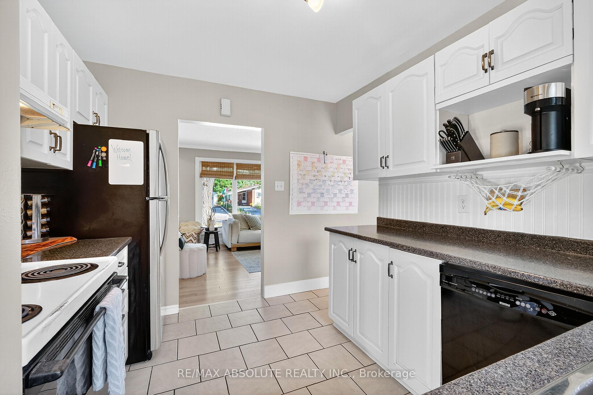 Photo 27 of 2186 Tawney Road, Ottawa, Hawthorne Meadows — HOMEH
