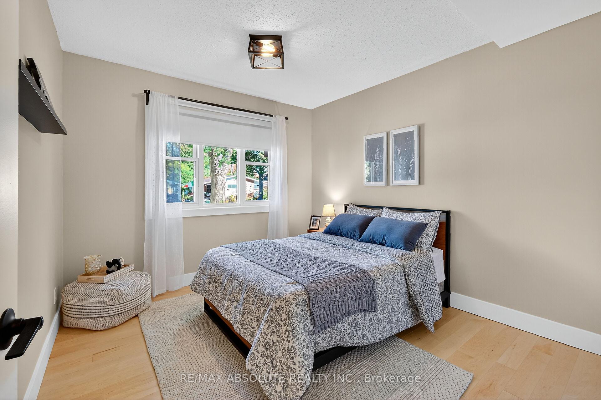 Photo 18 of 2186 Tawney Road, Ottawa, Hawthorne Meadows — HOMEH