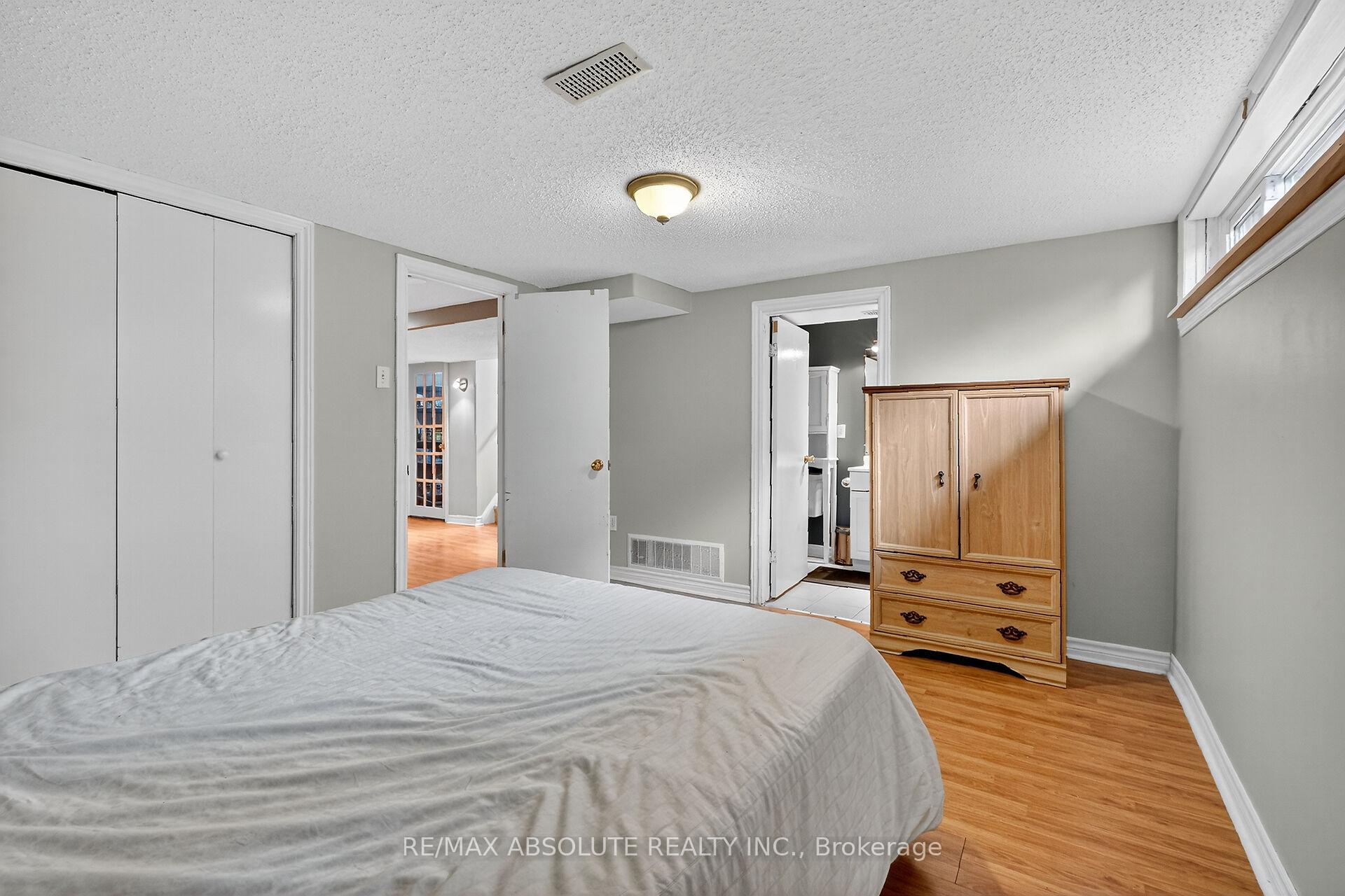 Photo 35 of 2186 Tawney Road, Ottawa, Hawthorne Meadows — HOMEH