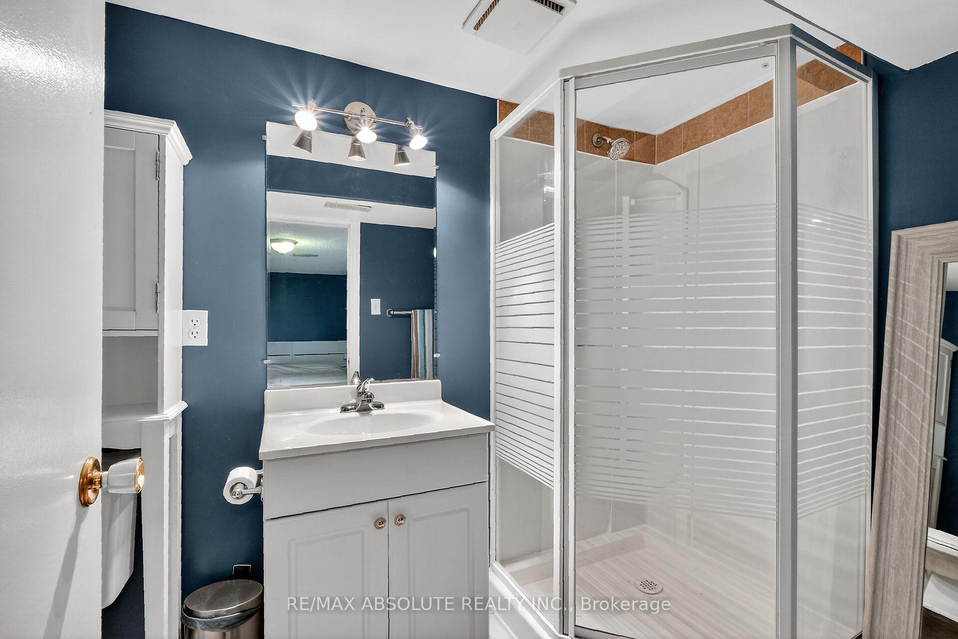 Photo 43 of 2186 Tawney Road, Ottawa, Hawthorne Meadows — HOMEH