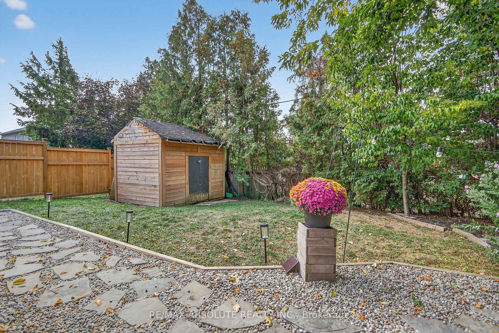 Photo 46 of 2186 Tawney Road, Ottawa, Hawthorne Meadows — HOMEH