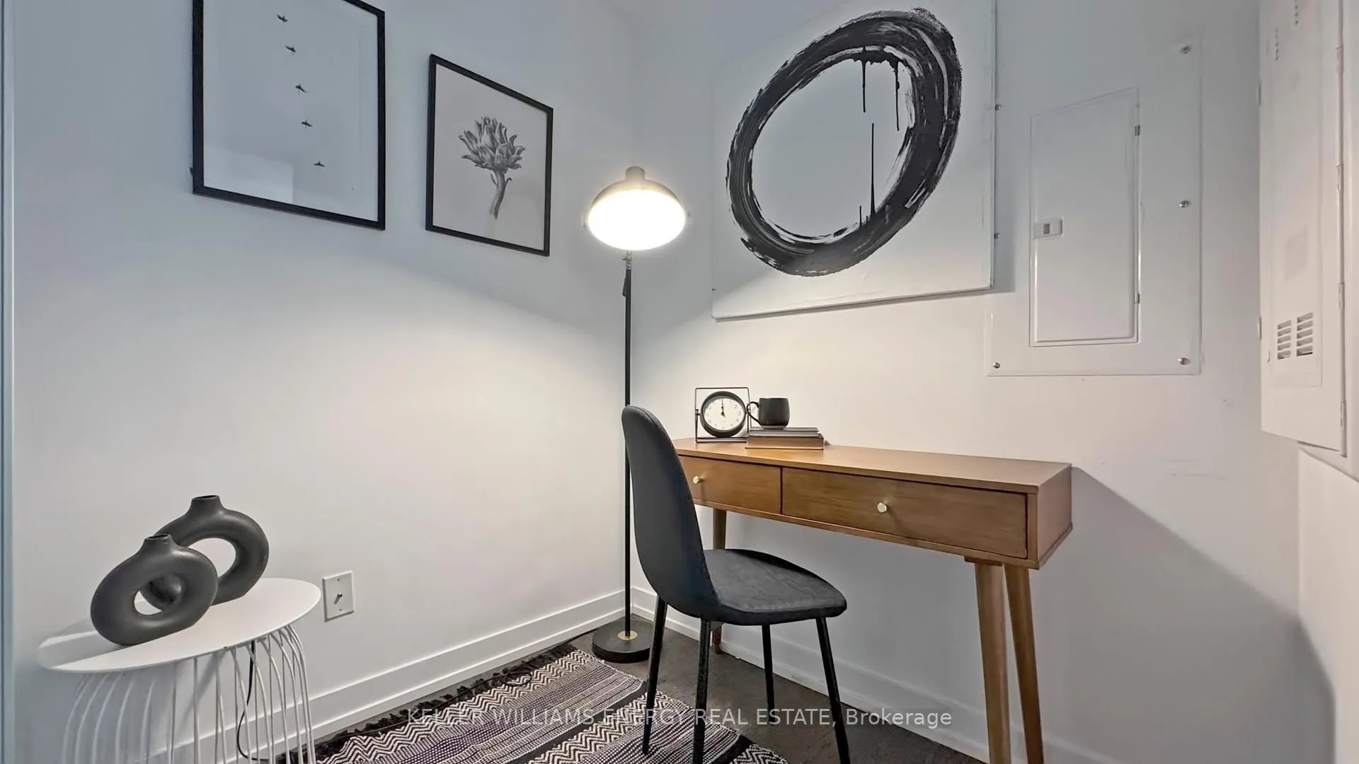 Photo 19 of Unit 3307, 488 University Avenue, Toronto, University — HOMEH