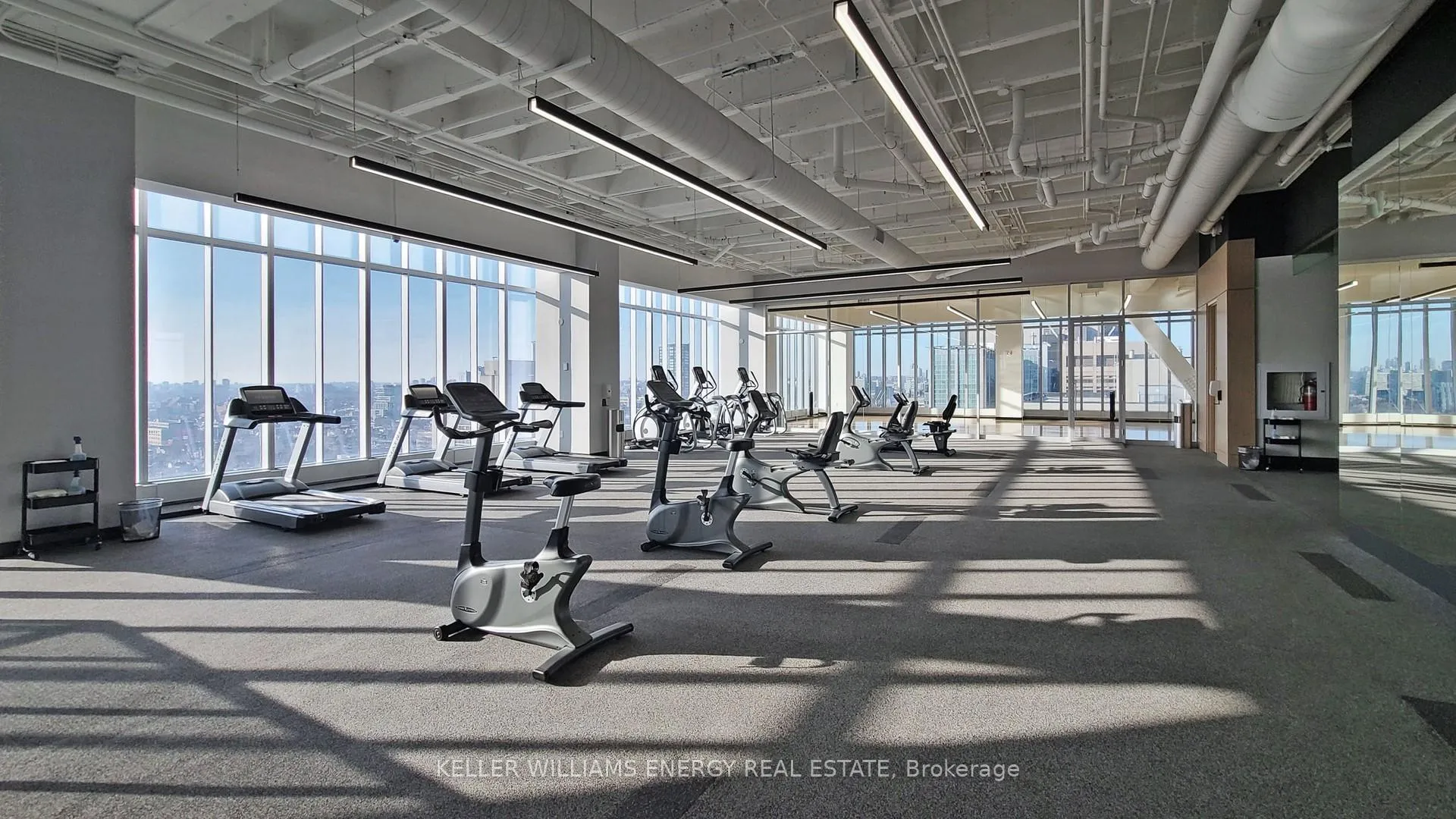 Photo 26 of Unit 3307, 488 University Avenue, Toronto, University — HOMEH
