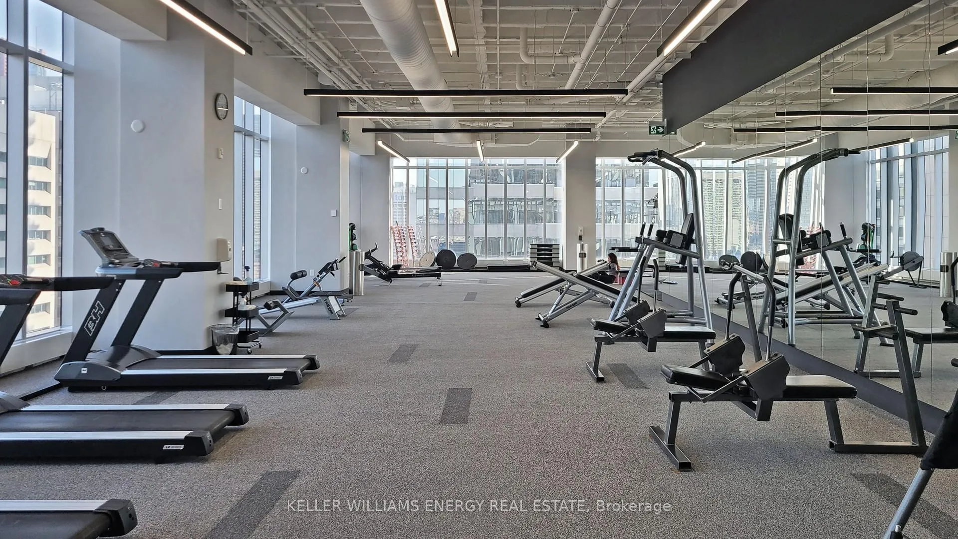 Photo 27 of Unit 3307, 488 University Avenue, Toronto, University — HOMEH