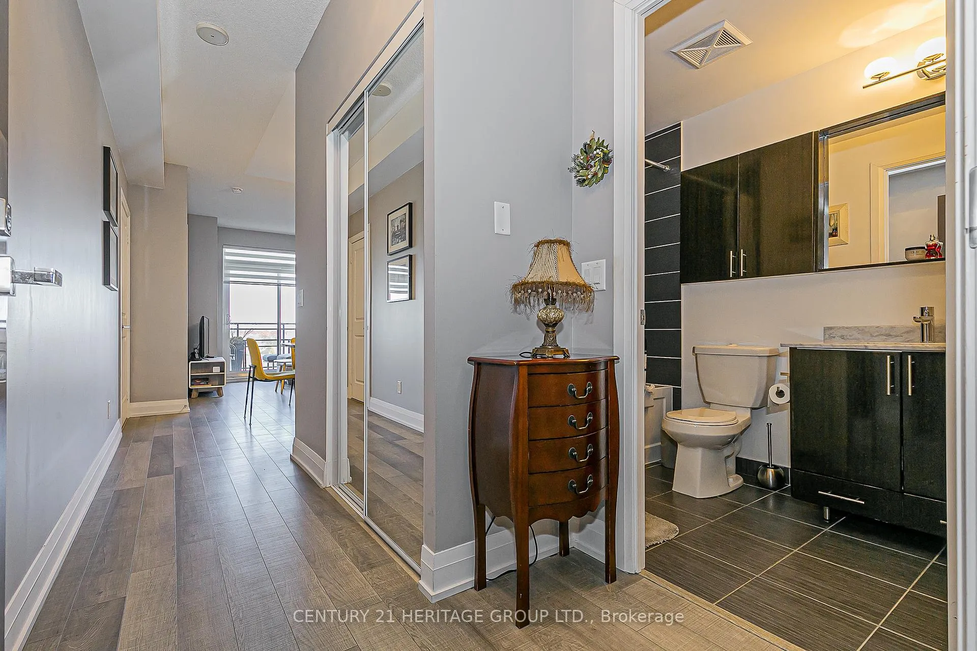 Photo 4 of Unit 914, 85 North Park Road, Vaughan, Beverley Glen — HOMEH