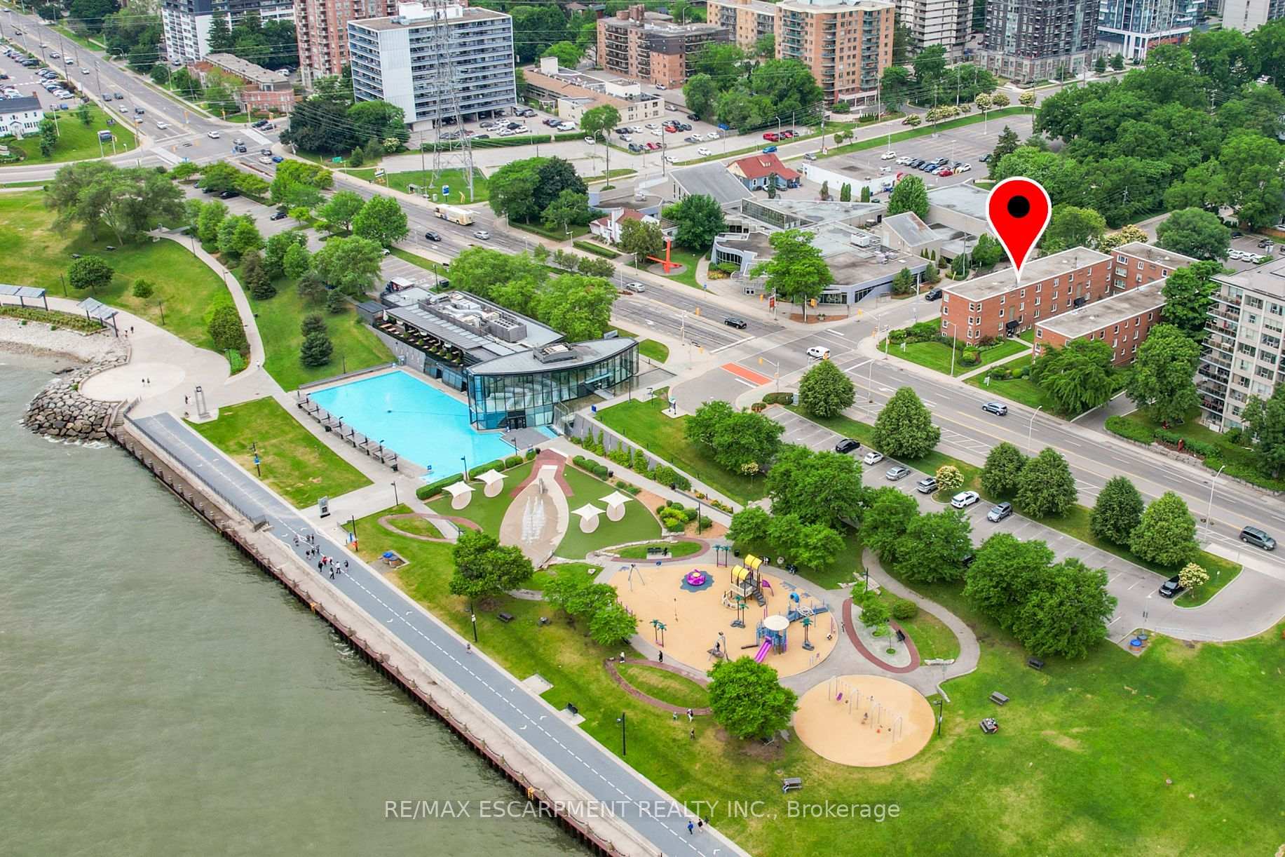 Front of Unit 37, 1347 Lakeshore Road