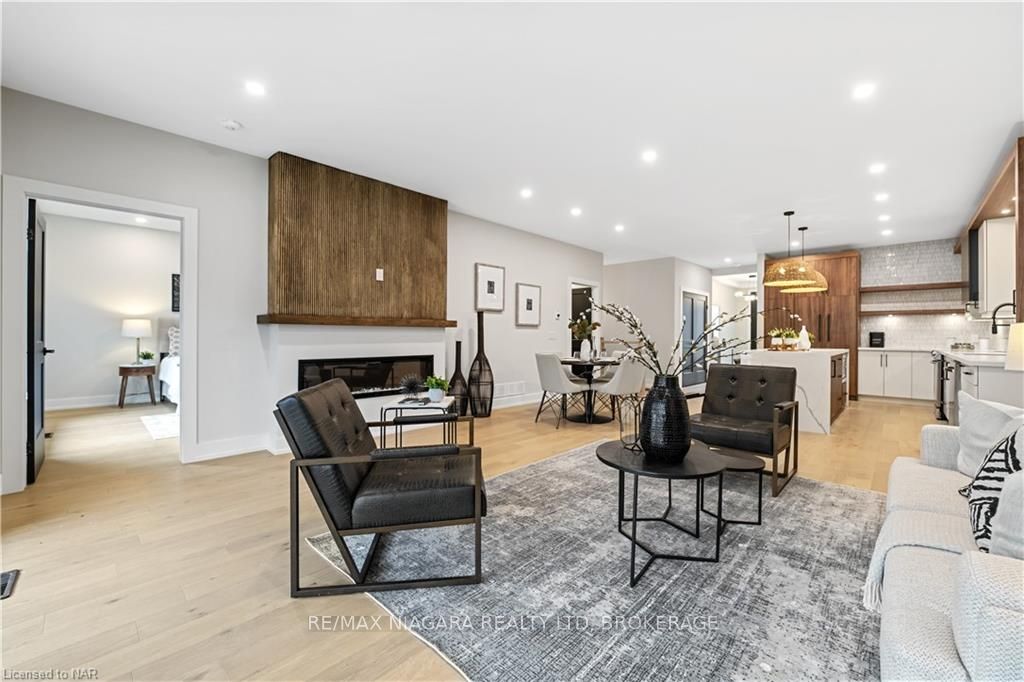 Photo 11 of Unit 3, 300 Richmond Street, Thorold, Confederation Heights — HOMEH