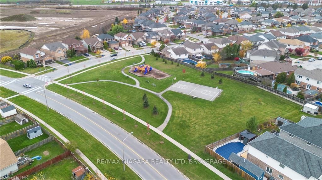 Photo 28 of Unit 3, 300 Richmond Street, Thorold, Confederation Heights — HOMEH